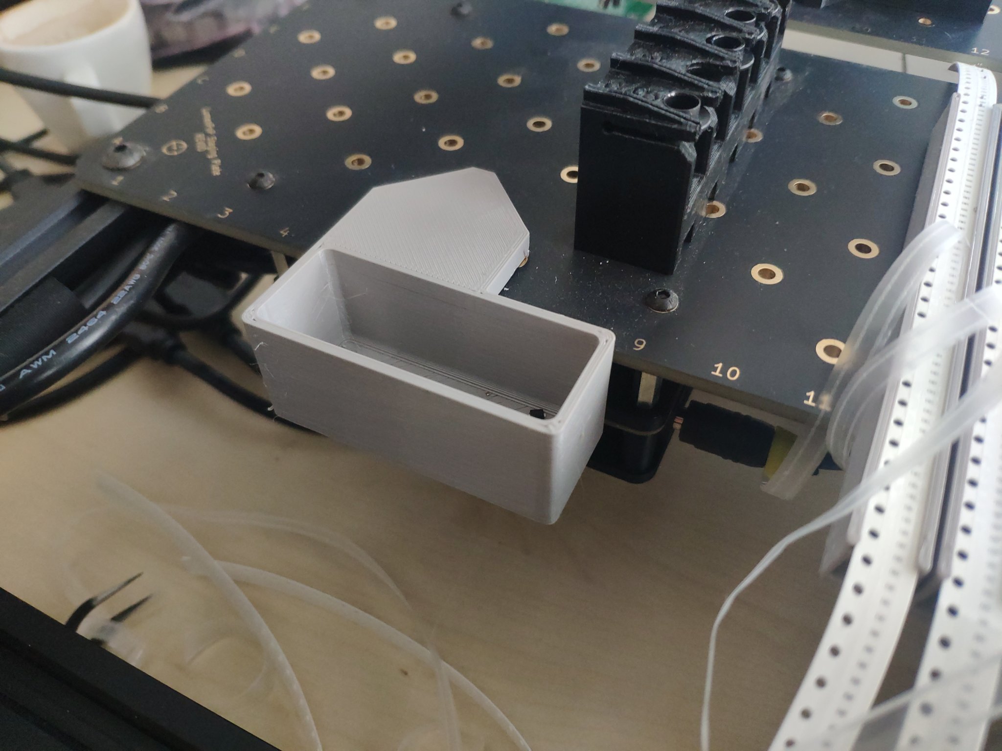 Thùng Rác LumenPnP Ép Vào