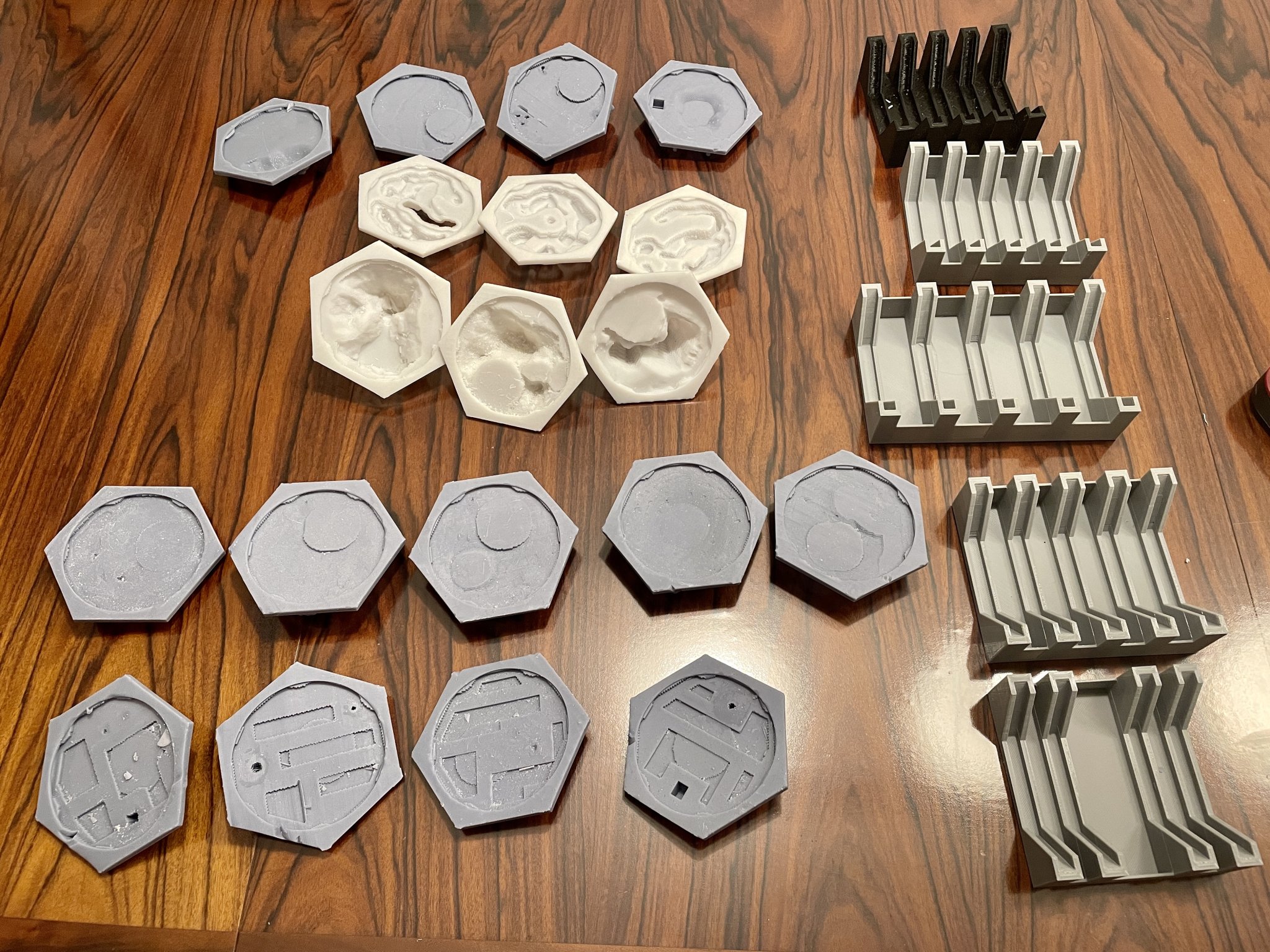 Tiêu đề 3D Catan - gạch rỗng Tóm tắt Remix Bees Knees 3D Catan là