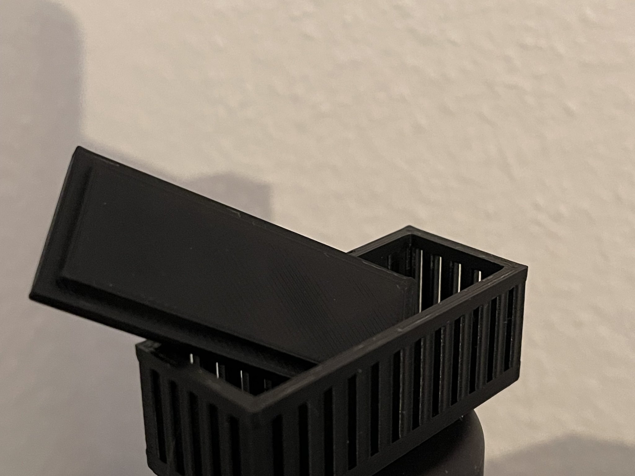 Tiêu đề Hộp sấy silica Tóm tắt Một hộp silica trong đó bạn