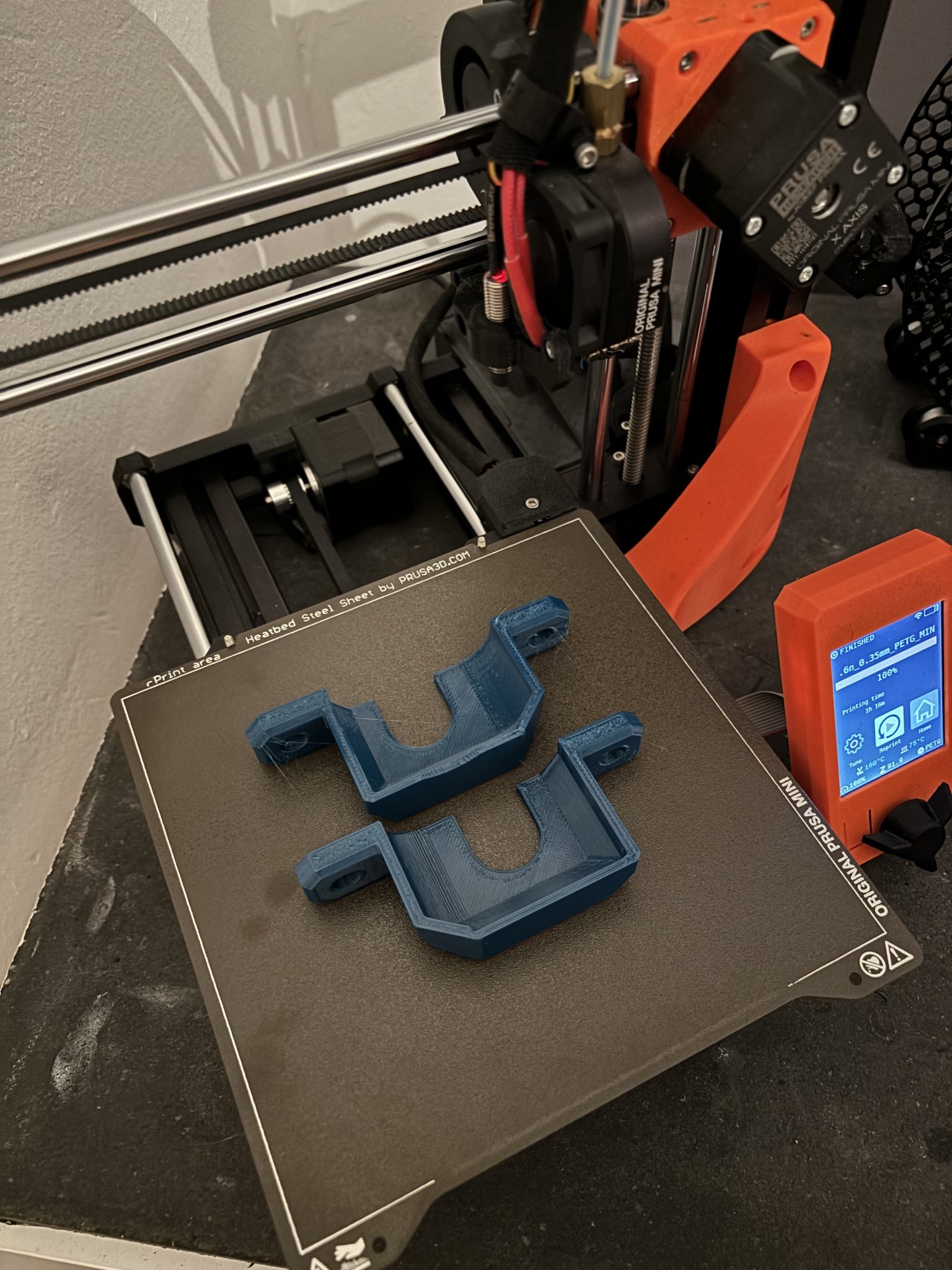 Tiêu đề Brennstuhl ecoline powerstrip Wallmount remix với lỗ lớn hơ