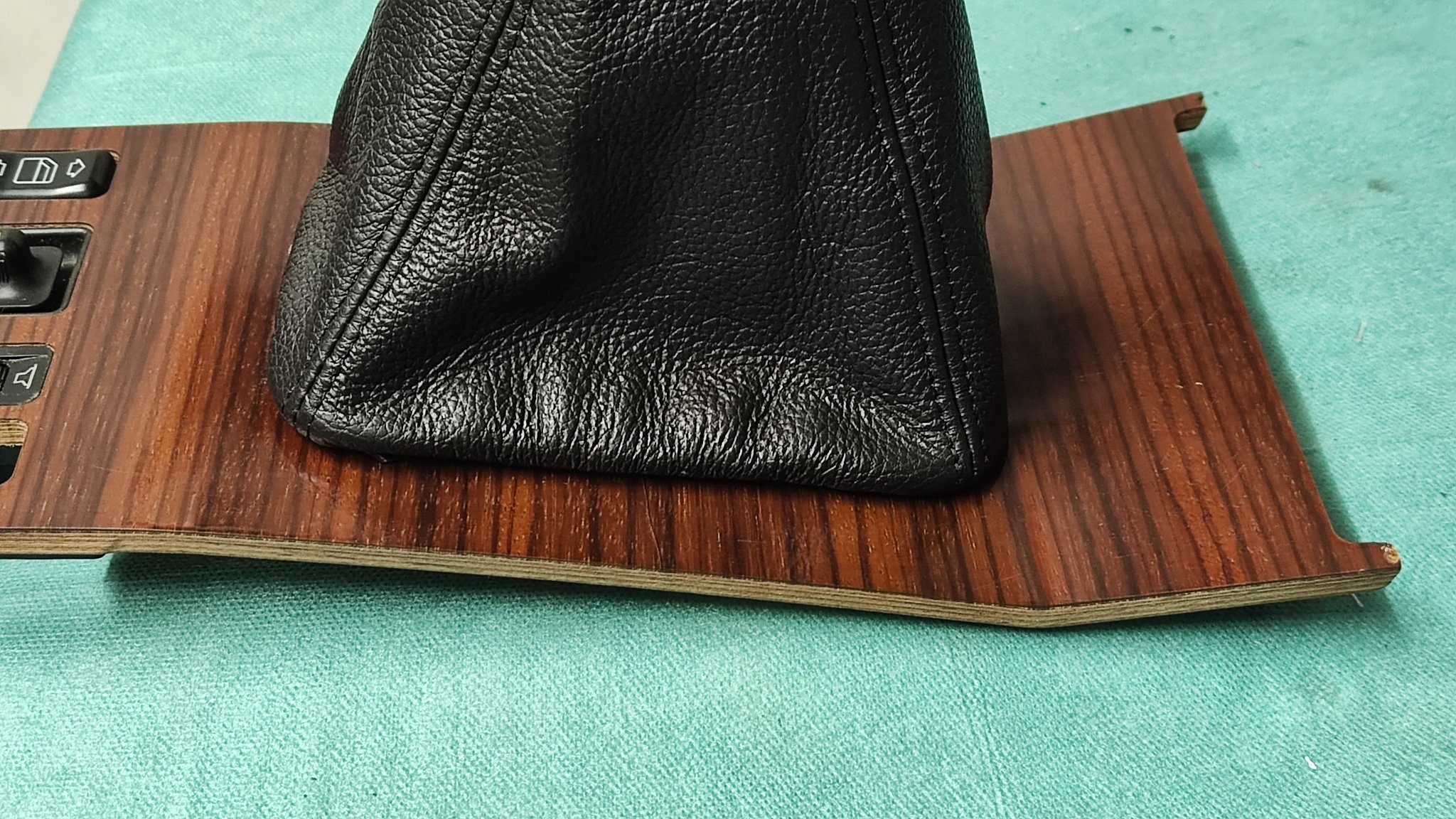 Tiêu đề Khung khởi động cần số tay Mercedes W124 Tóm tắt Thay