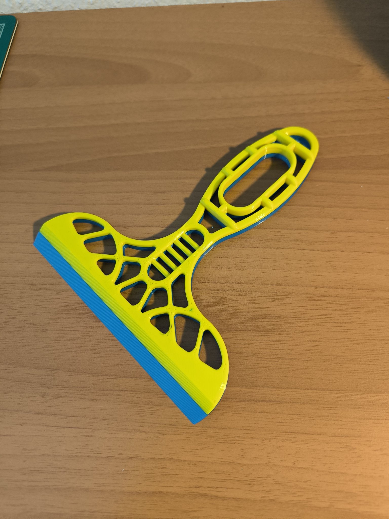 Tiêu đề Ice Scraper - Ergonomic Tóm tắt Dụng cụ cạo băng trên