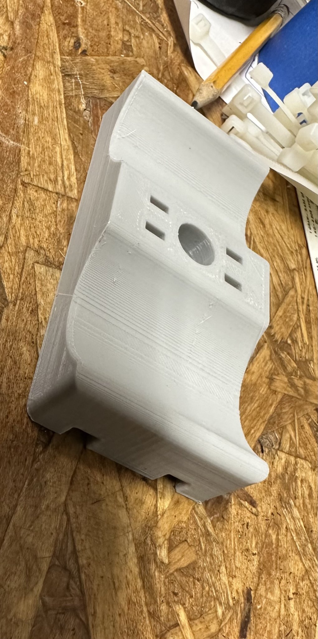 Kẹp ống cách nhiệt đôi