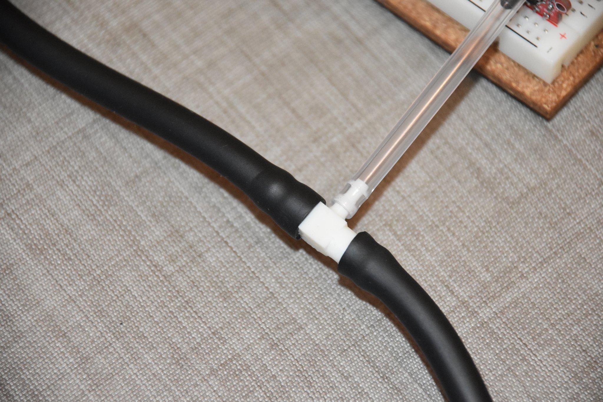 Tiêu đề Đầu nối ống cho ống silicone Tóm tắt Đầu nối ố