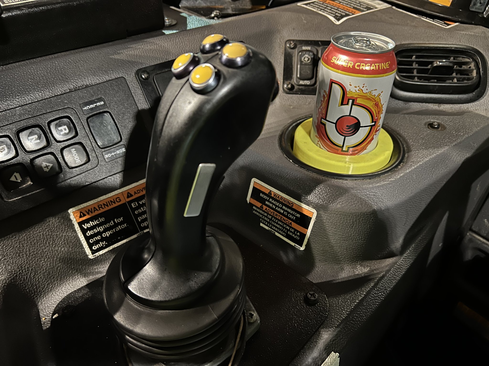 Bộ chuyển đổi chỗ để cốc cho xe tải Peterbilt 520