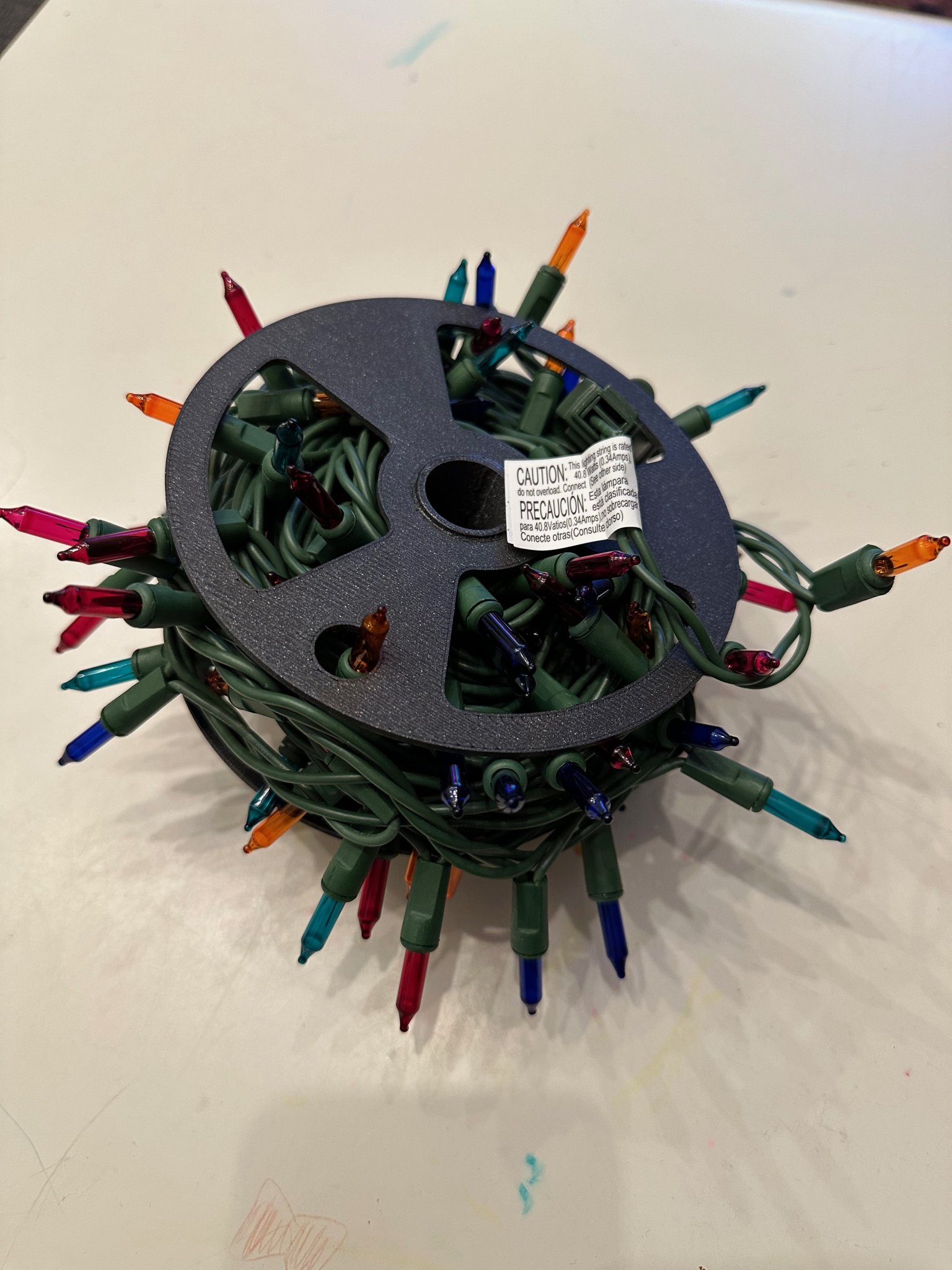 Cuộn dây cáp, đèn Giáng Sinh, vv