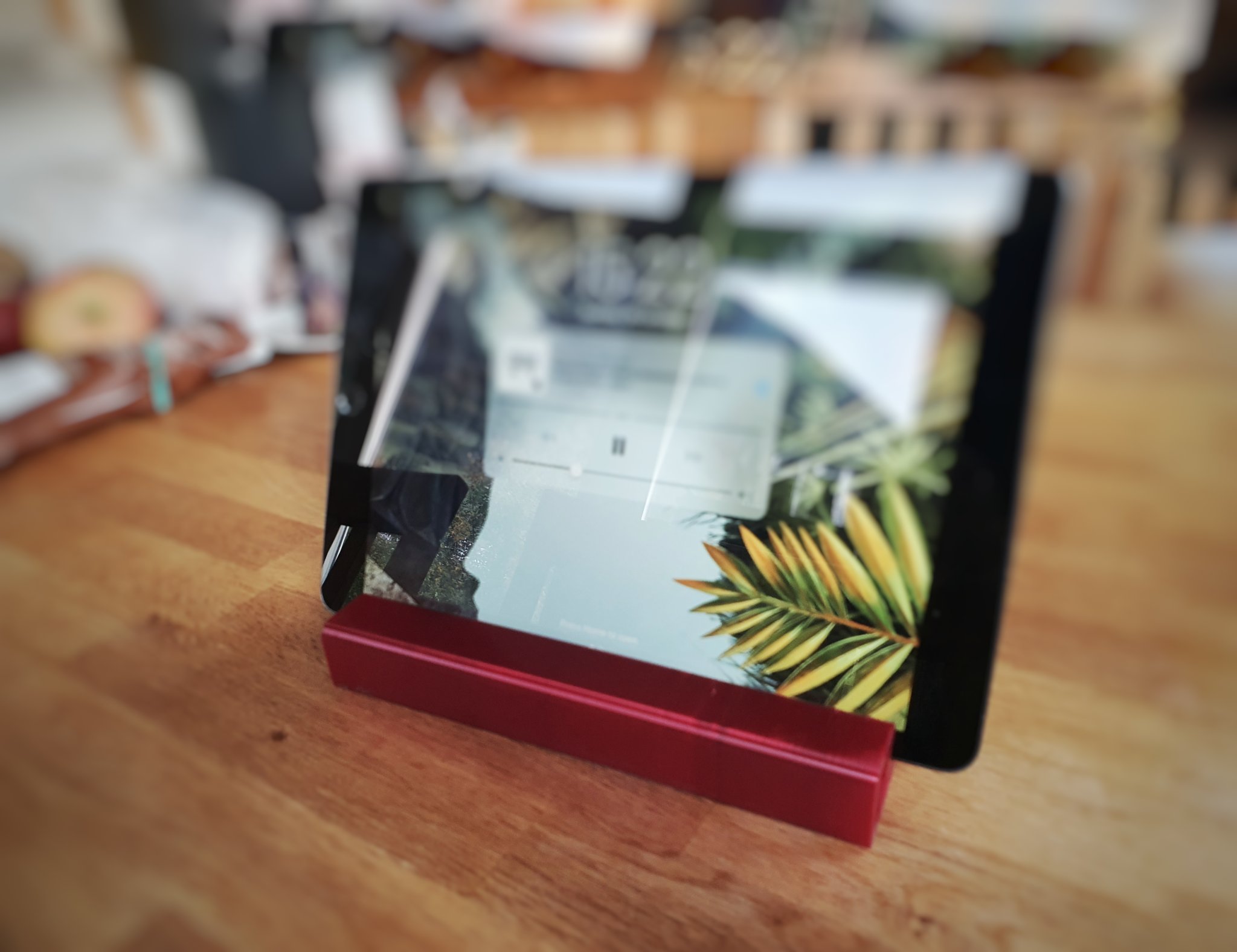 Tiêu đề Giá đỡ iPad của Bluewar Tóm tắt một giá đỡ ipad kh