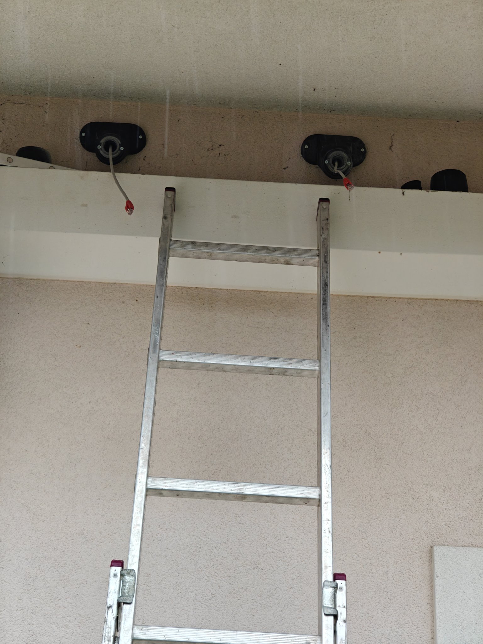 Tiêu đề Giá đỡ gắn máy ảnh chuyên nghiệp Ubiquiti Unifi G5 Tó