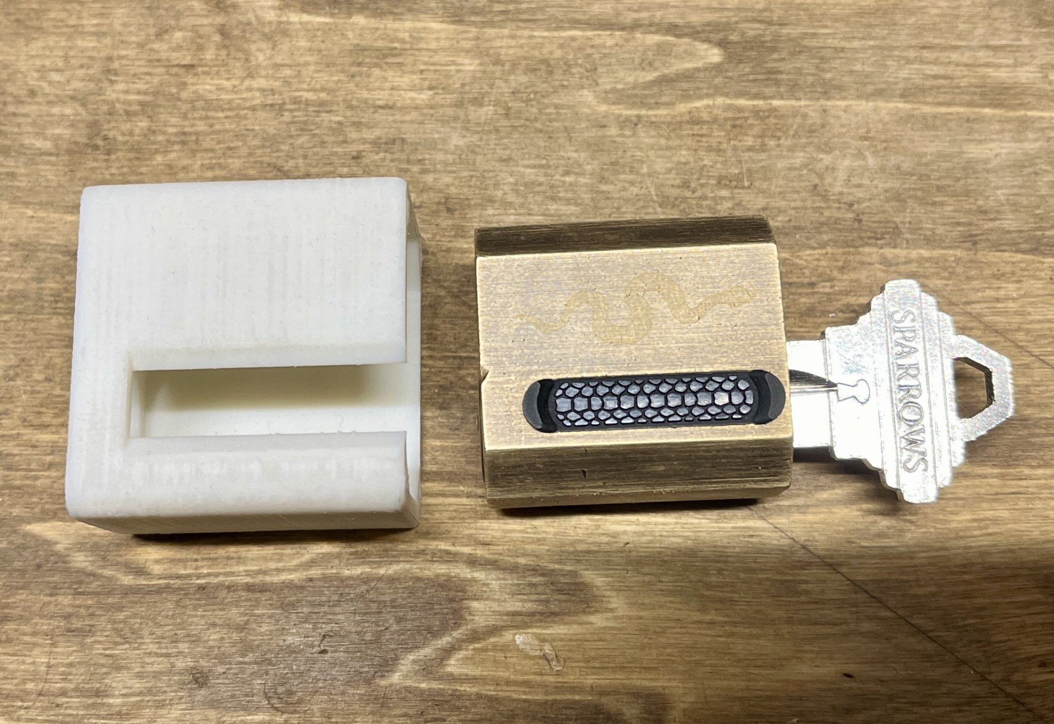 Tiêu đề Giá đỡ chim sẻ Sidewinder Tóm tắt Đây là vật đựn