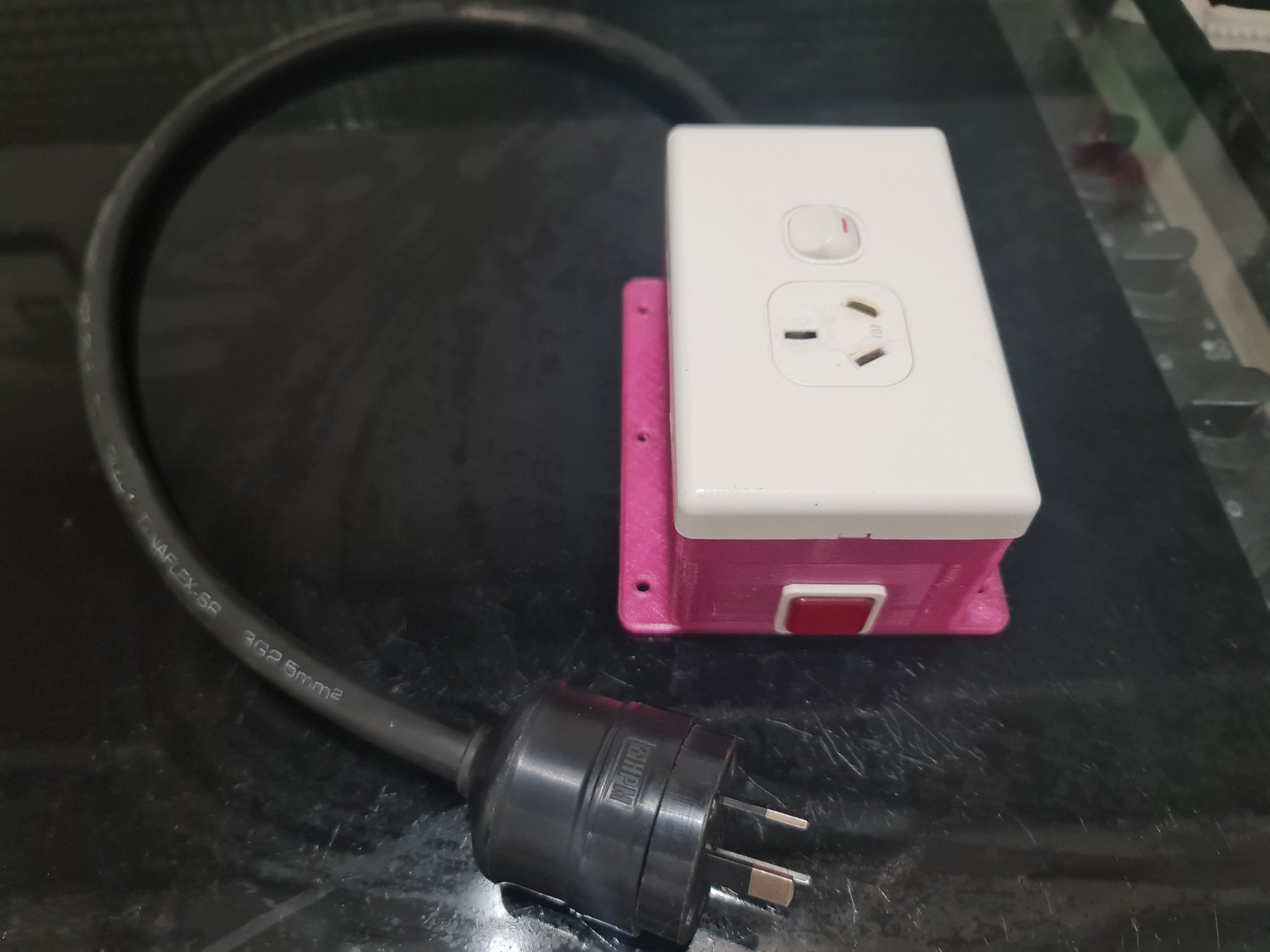 Tiêu đề Hộp đựng rơ-le nguồn điện - NZ 600 Series Tóm tắt M