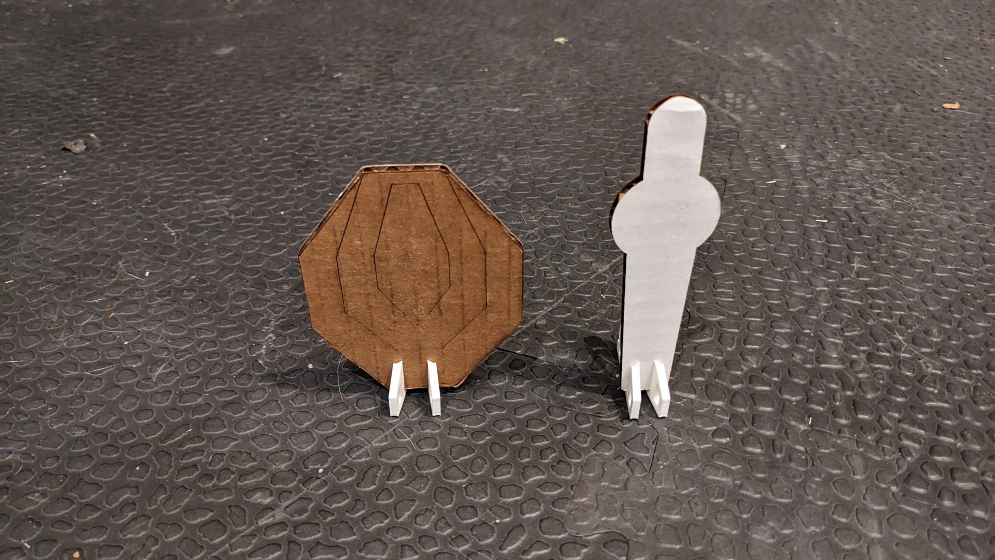 Tiêu đề Giá đỡ mục tiêu chữa cháy khô theo tỷ lệ In tại c