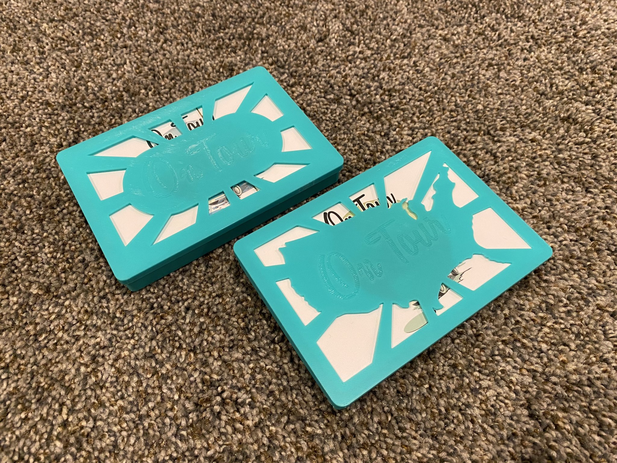 Hộp Đựng Card On Tour