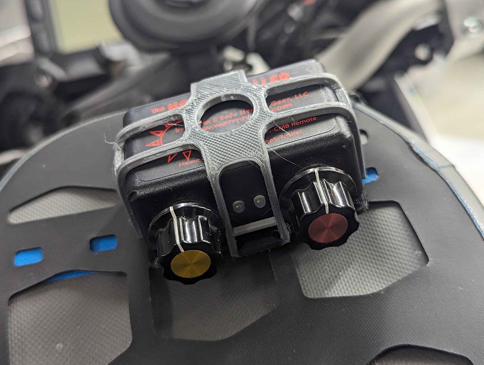 Tiêu đề Giá đỡ xe máy Heat-Troller ấm áp an toàn Tóm tắt Cái