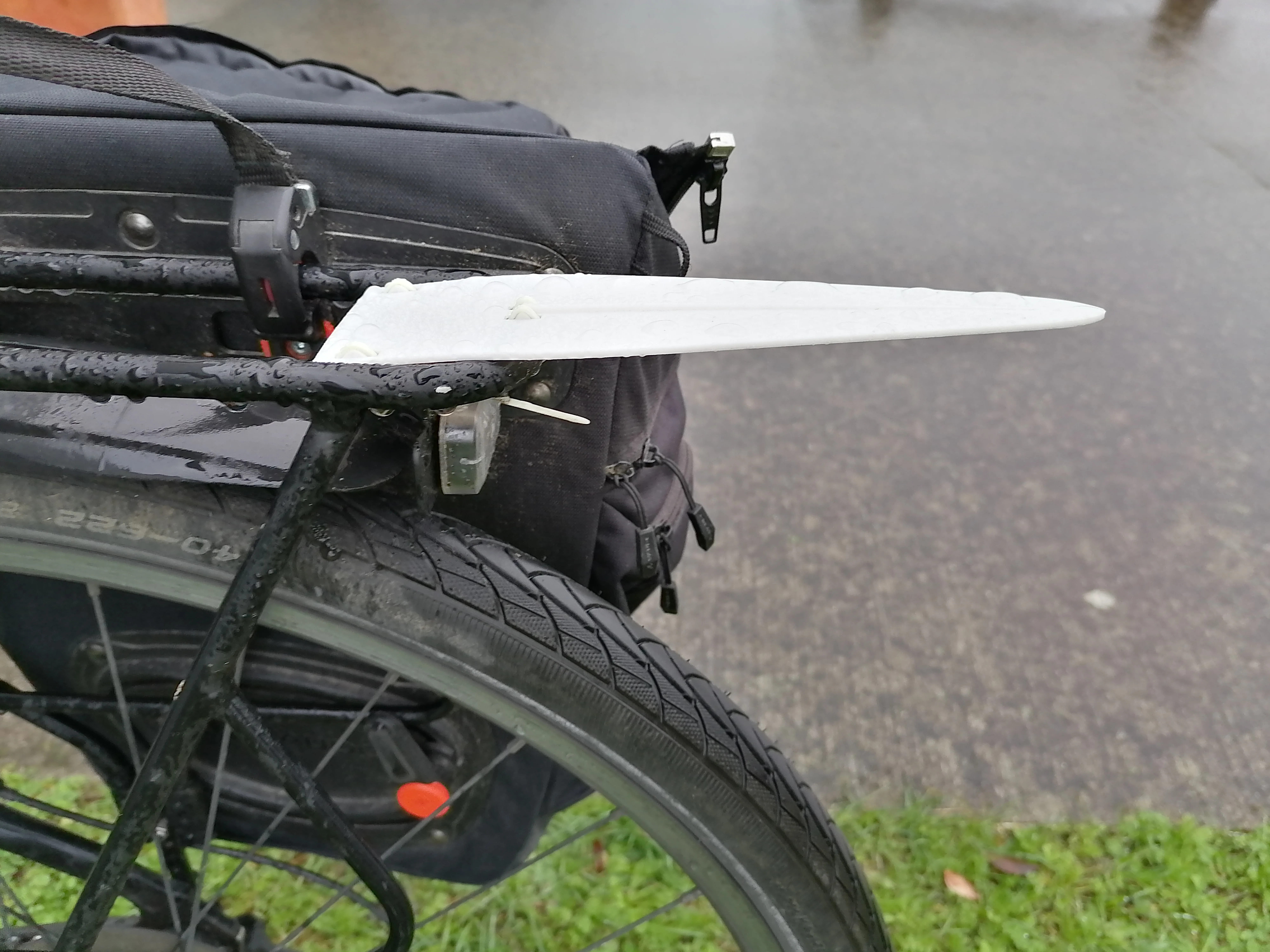 Tiêu đề MudGuard dành cho Giá để hành lý ELOPS 900 Decathlon Tóm t