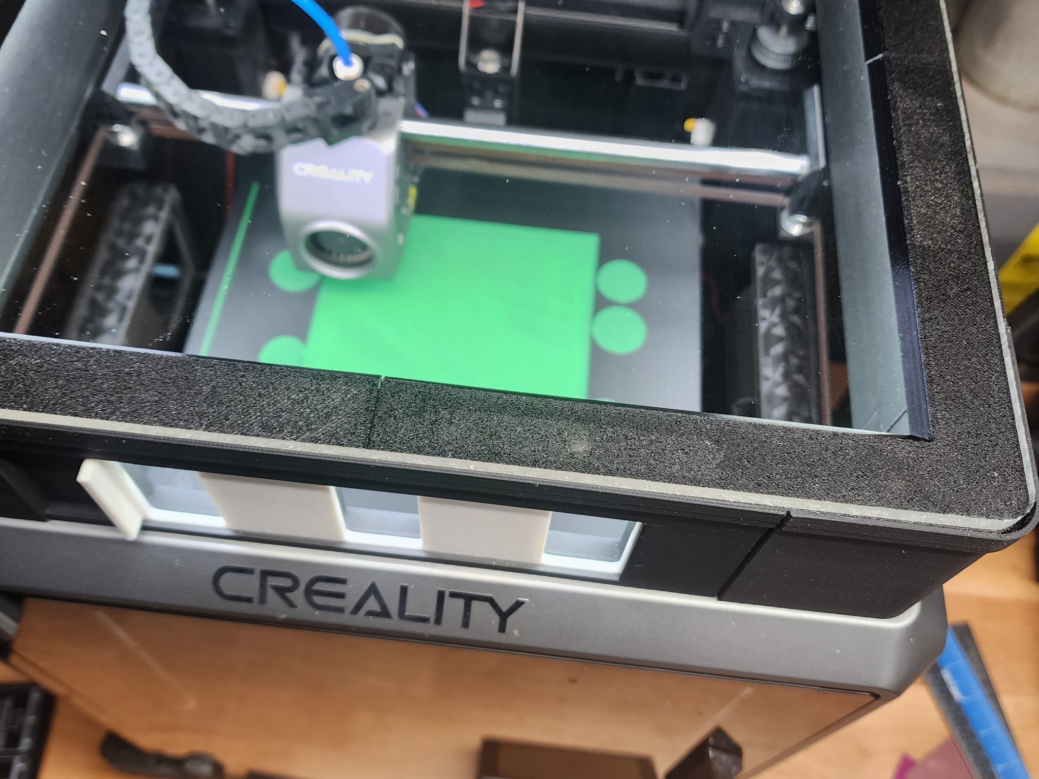 Tiêu đề Riser có lỗ thông hơi mô-đun K1 với mặt trên bằng acr