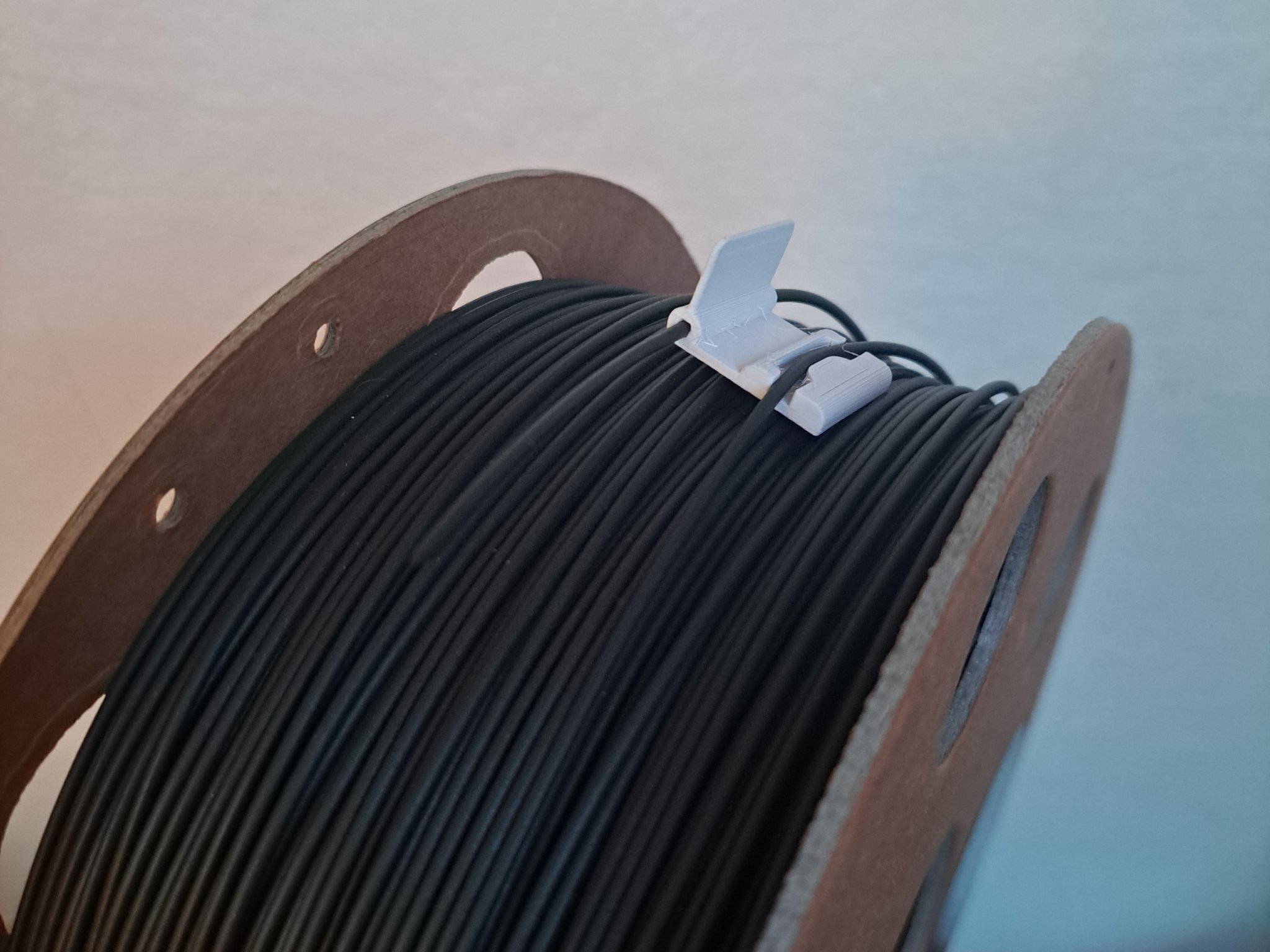 Kẹp Cuộn Dây Filament