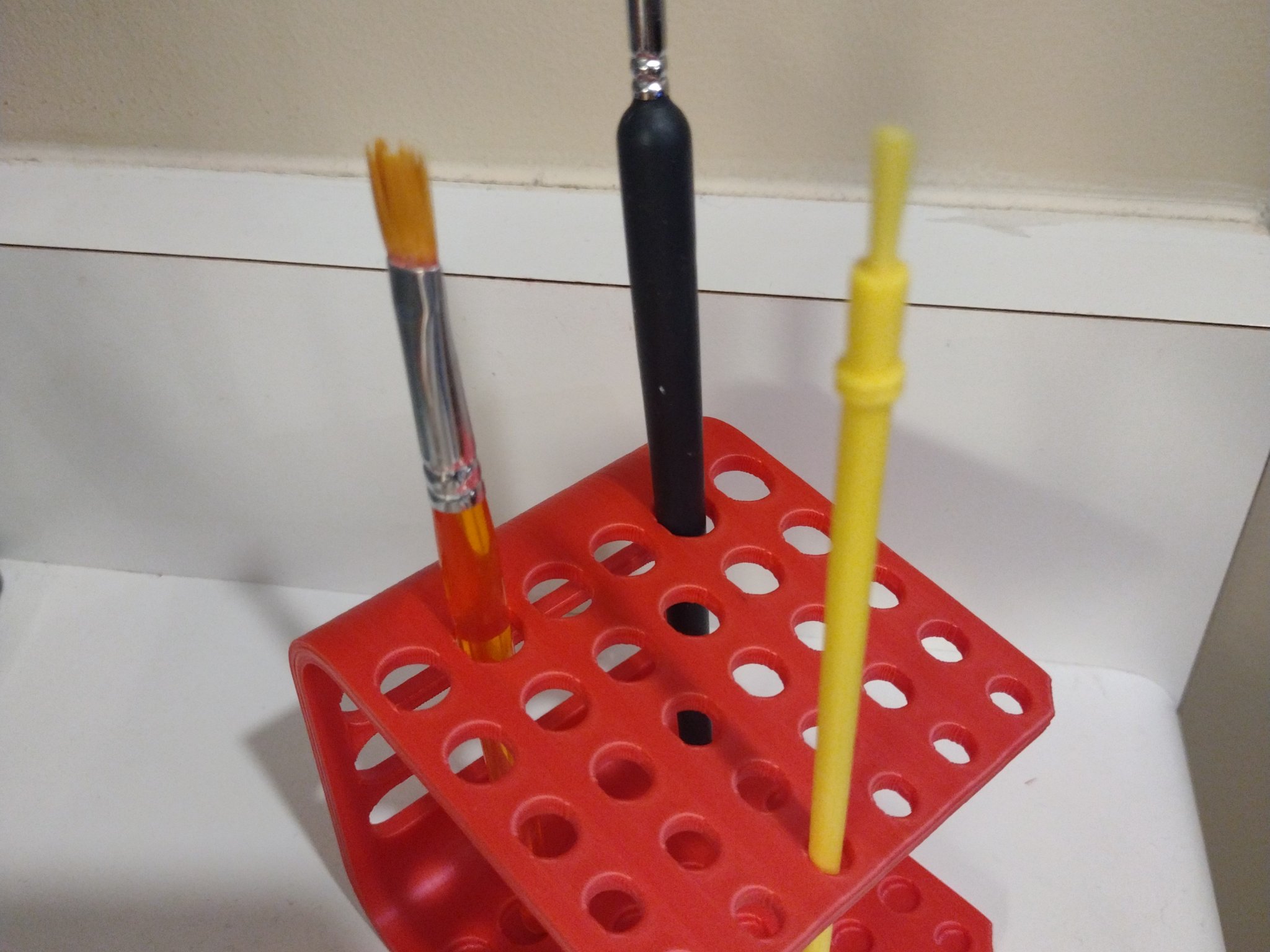 Paint Brush Holder - Vertical