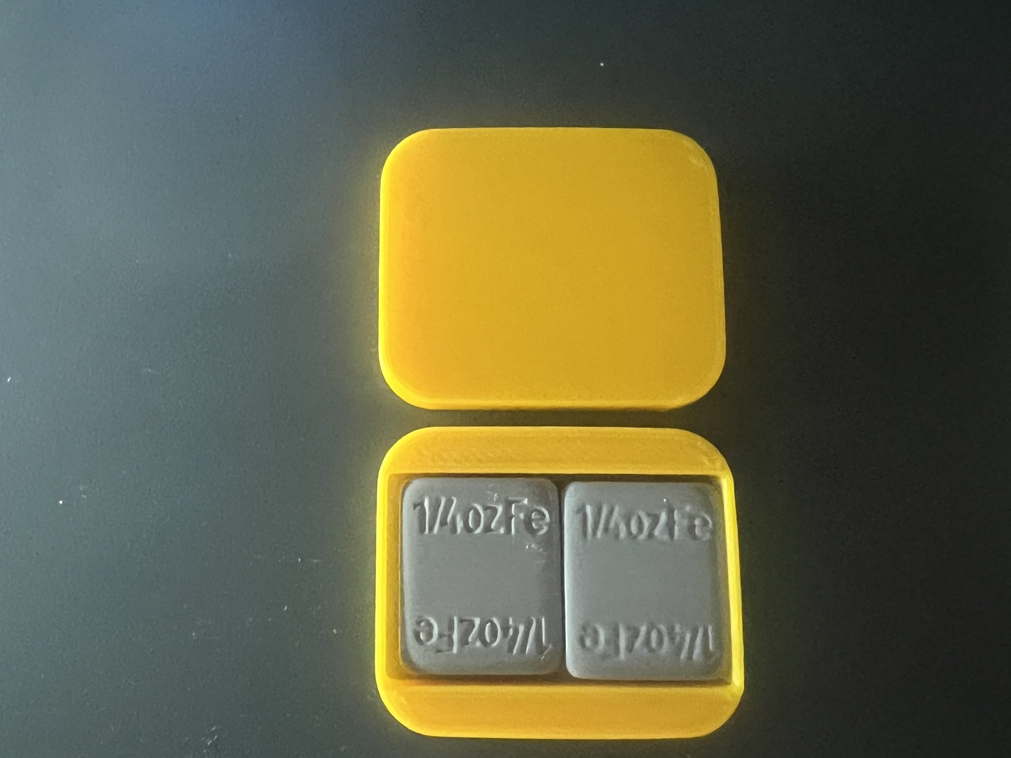 Đế Chống Đổ Keo Siêu Dính Gorilla