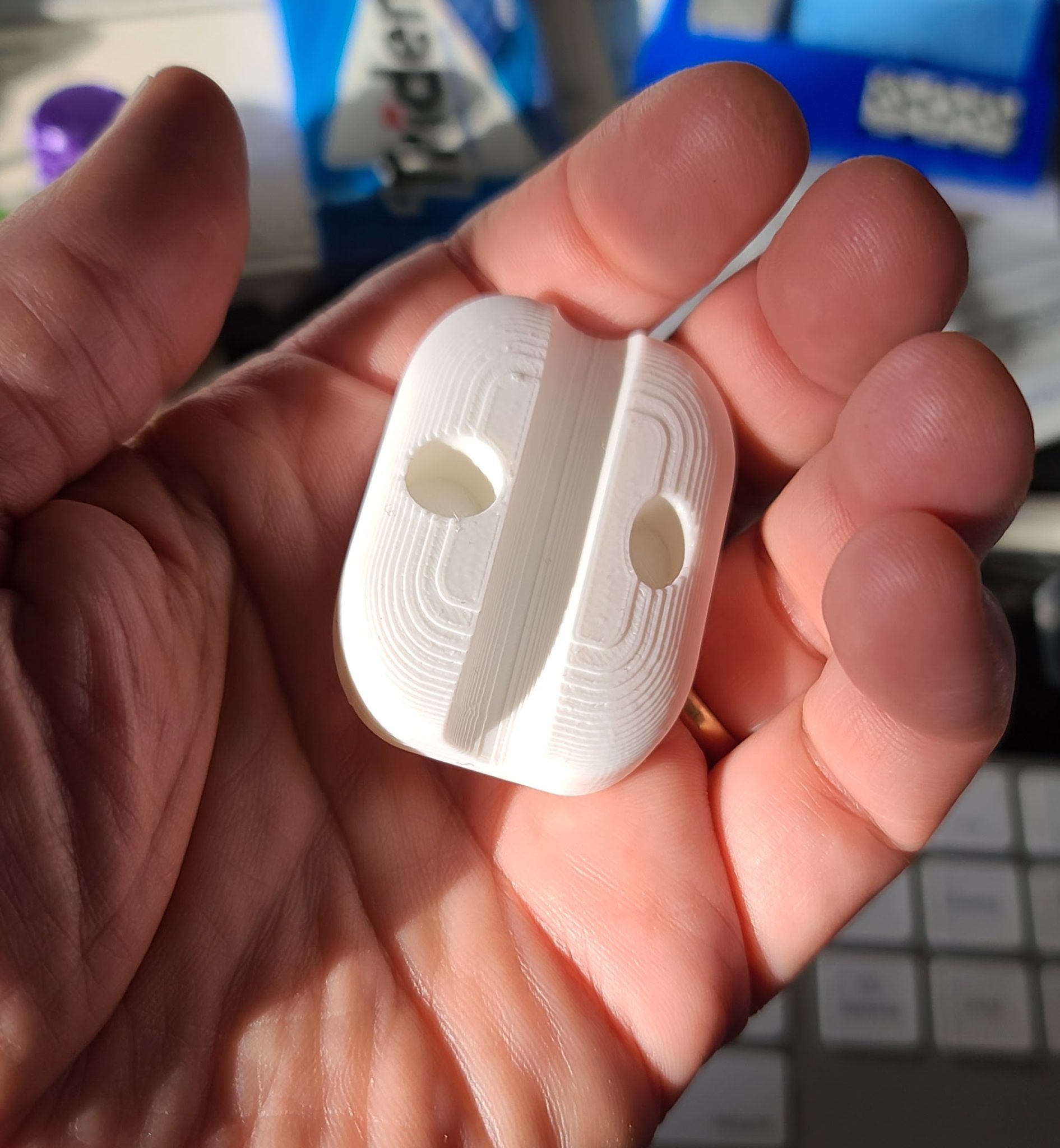 Tiêu đề Hộp đựng Apple Pencil Tóm tắt Giá đỡ đơn giản cho