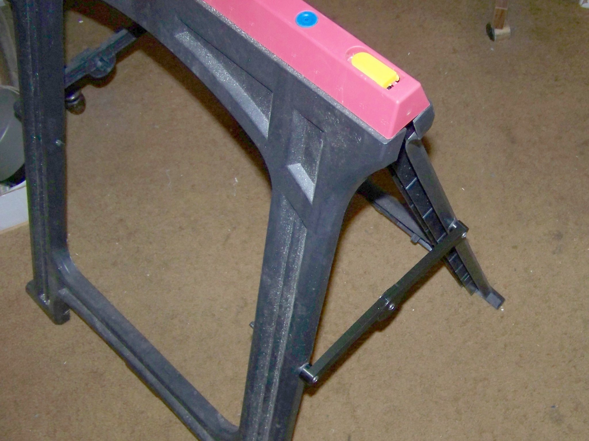 Harbor Freight, Central Machinery Folding Sawhorse Bracket Replacement Repair