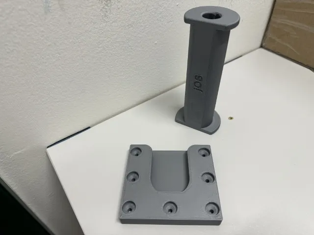 Giá Treo Cuộn Dây Filament Lên Tường