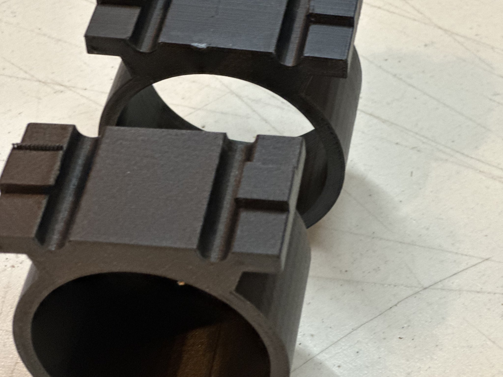 Giá Treo Tường Milwaukee Packout - Cho Thanh/Ống