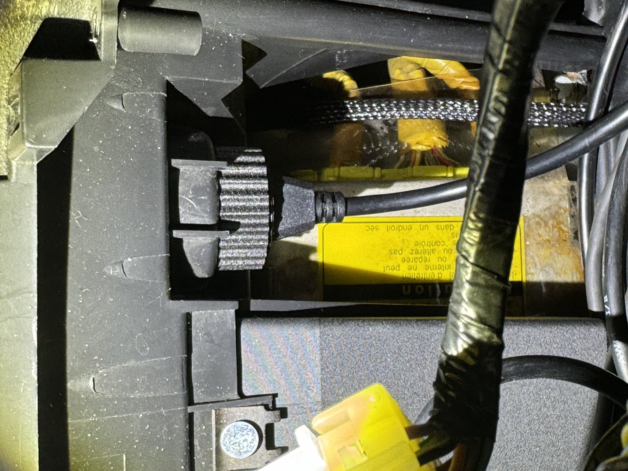 Tiêu đề 2002-2004 Vỏ bật lửa Subaru Impreza cho cáp USB Alpine Tóm