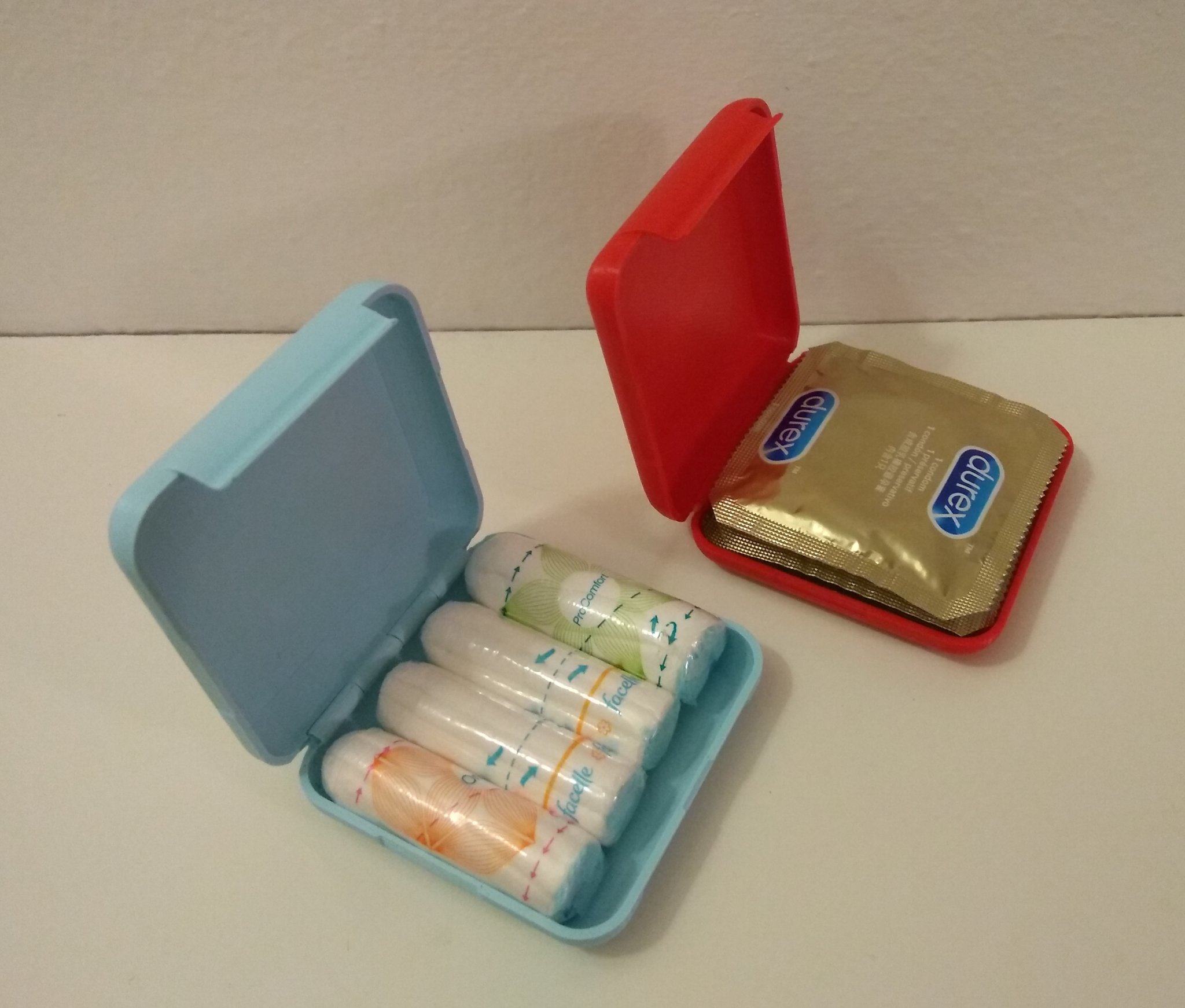 Tiêu đề Hộphộp trơn đựng bao cao su durex băng vệ sinh vv