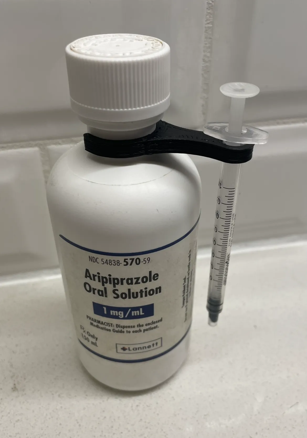 Tiêu đề Kẹp giữ ống tiêm thuốc 1mL Tóm tắt Có kích thước