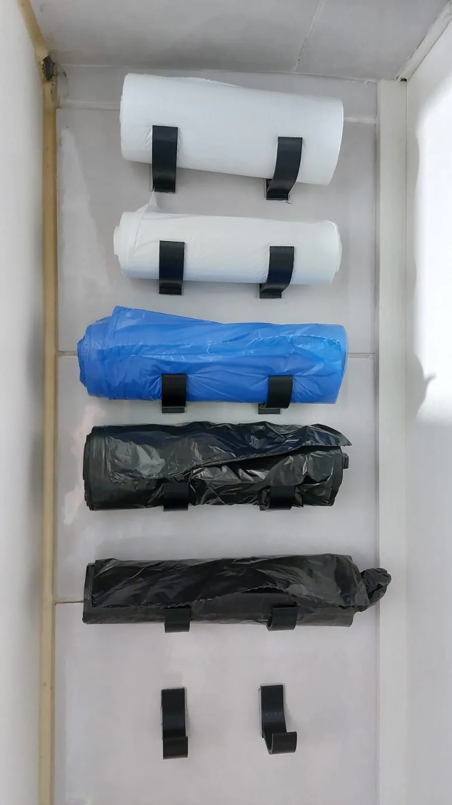 Tiêu đề Móc túi đựng rác Tóm tắt Sắp xếp ráctúi đựng r