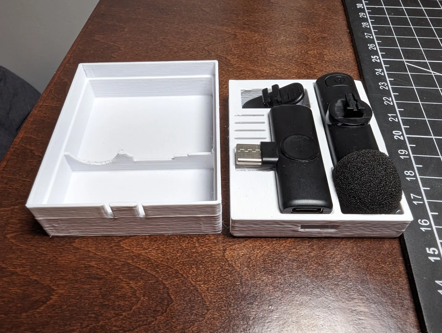 Tiêu đề Hộp đựng micro K11 Tóm tắt Một hộp đựng nhỏ đó