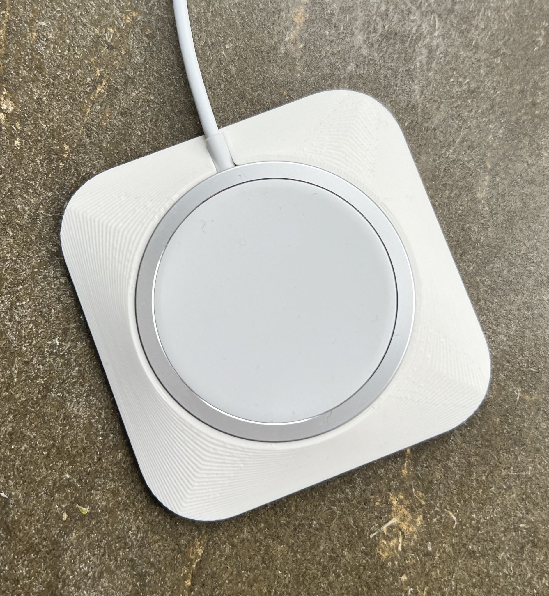 Tiêu đề MagSafe Ladeschale Tóm tắt Einfache Ladeschale für das MagSaf