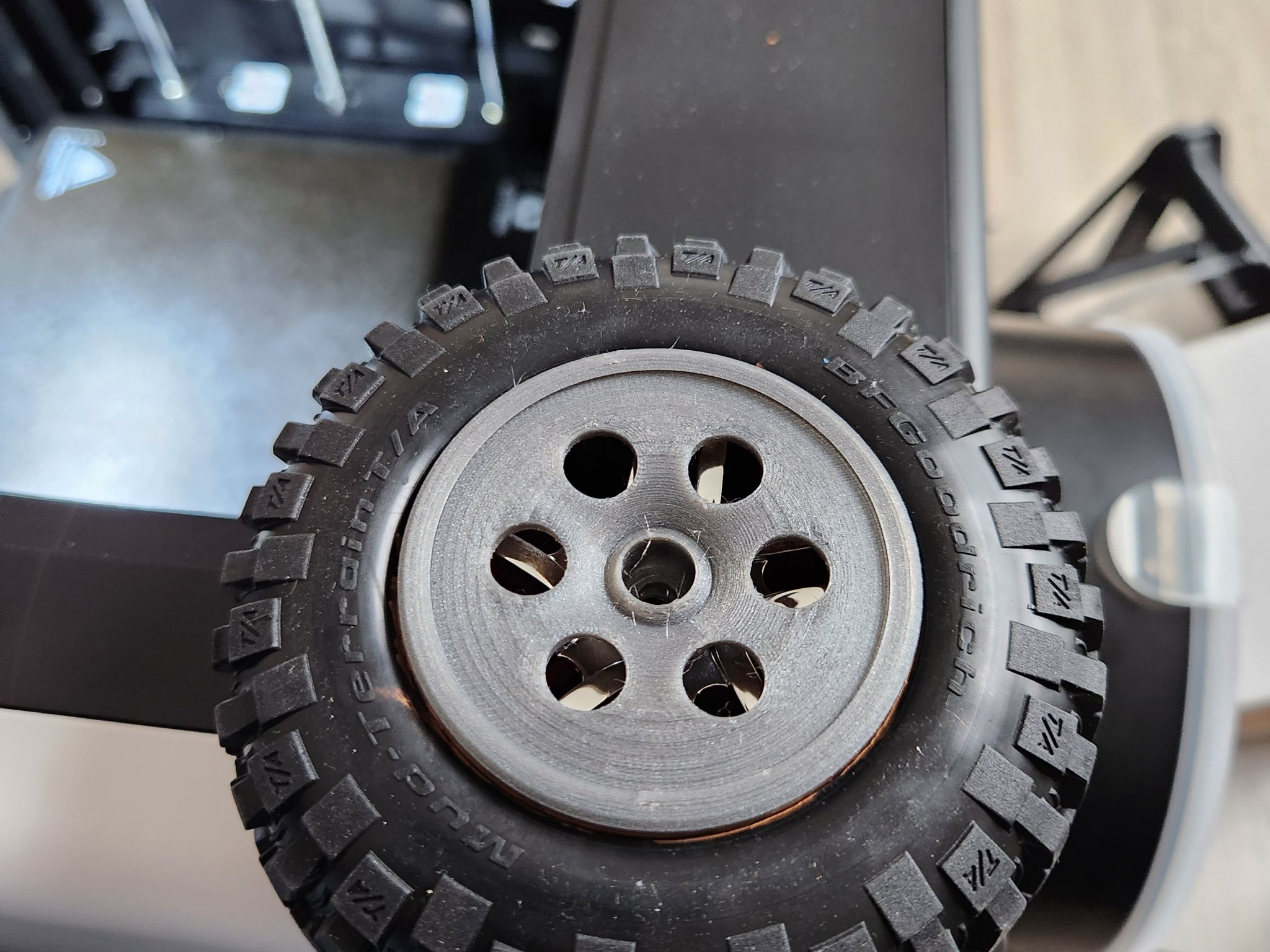 Nắp Chụp Mâm Xe Traxxas