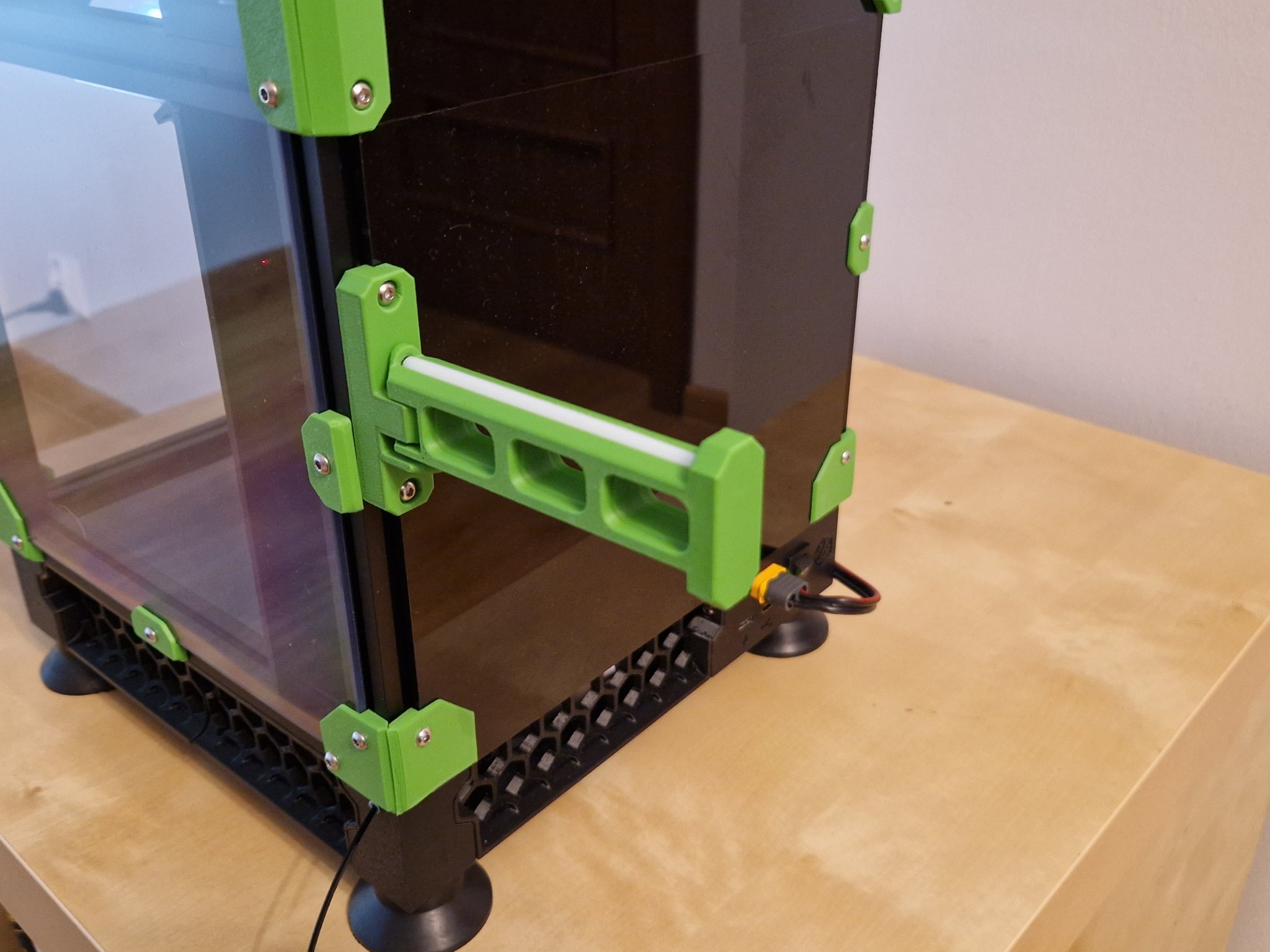 Giá đỡ cuộn dây Voron V0.2 có thể gấp gọn và khóa