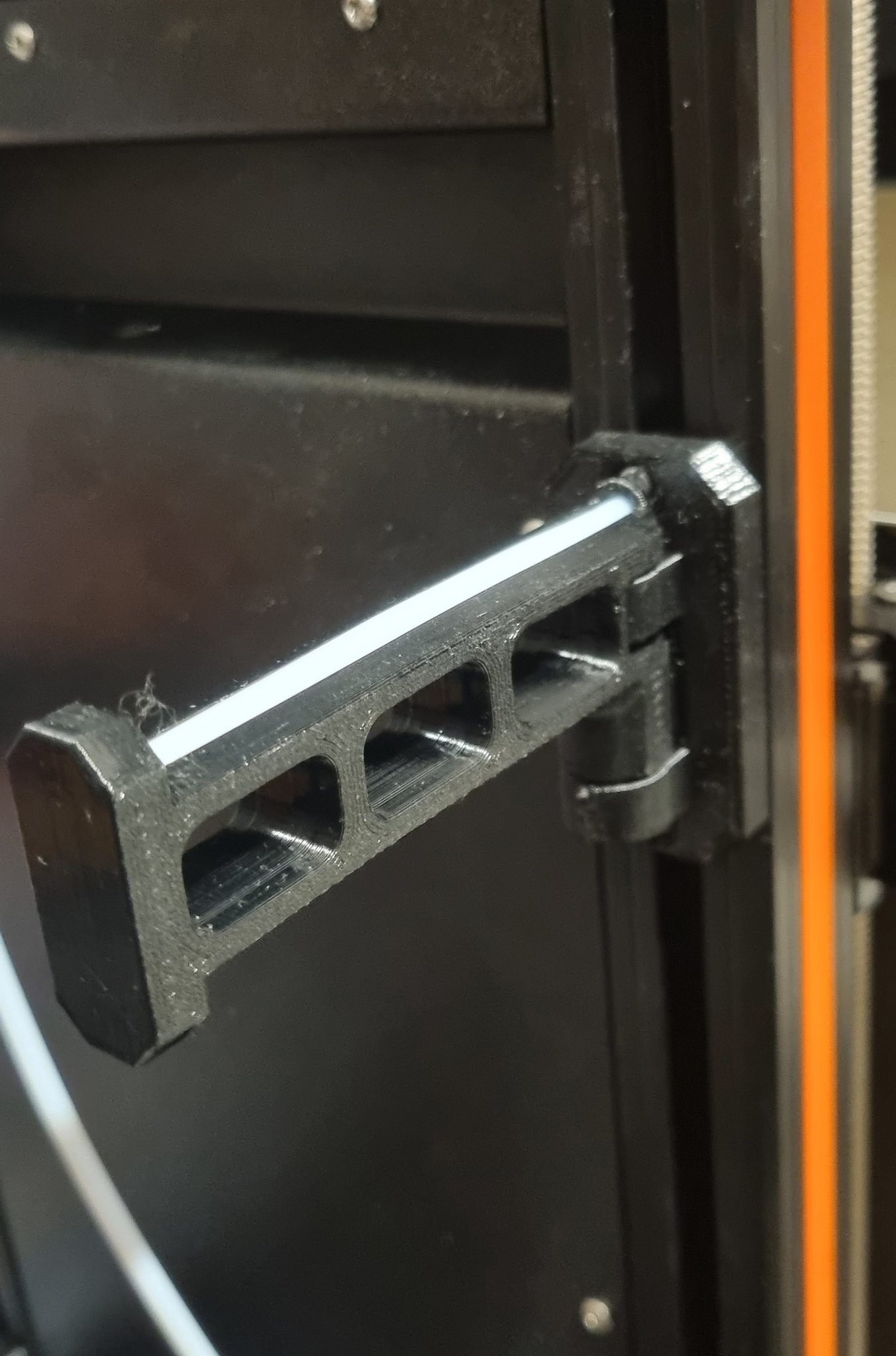 Tiêu đề Giá đỡ ống cuộn có thể gập lại Prusa XL 3030 có lò