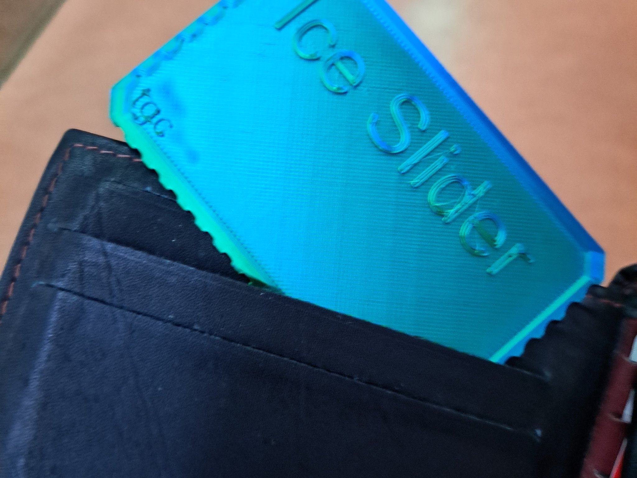 Dụng Cụ Cạo Băng Hình Thẻ