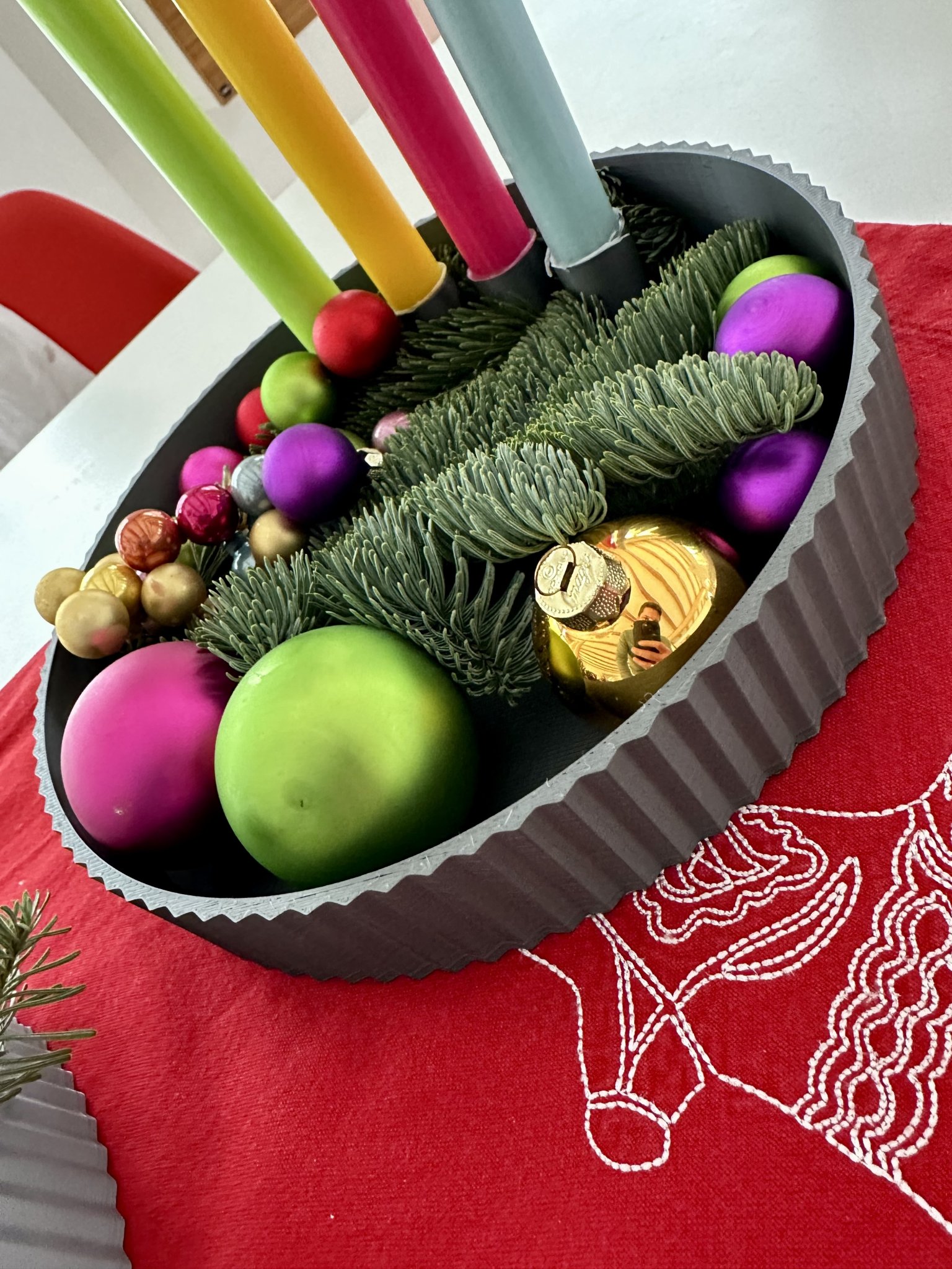 Tiêu đề Vòng hoa mùa vọng tối giản bát nến Tóm tắt cho 4