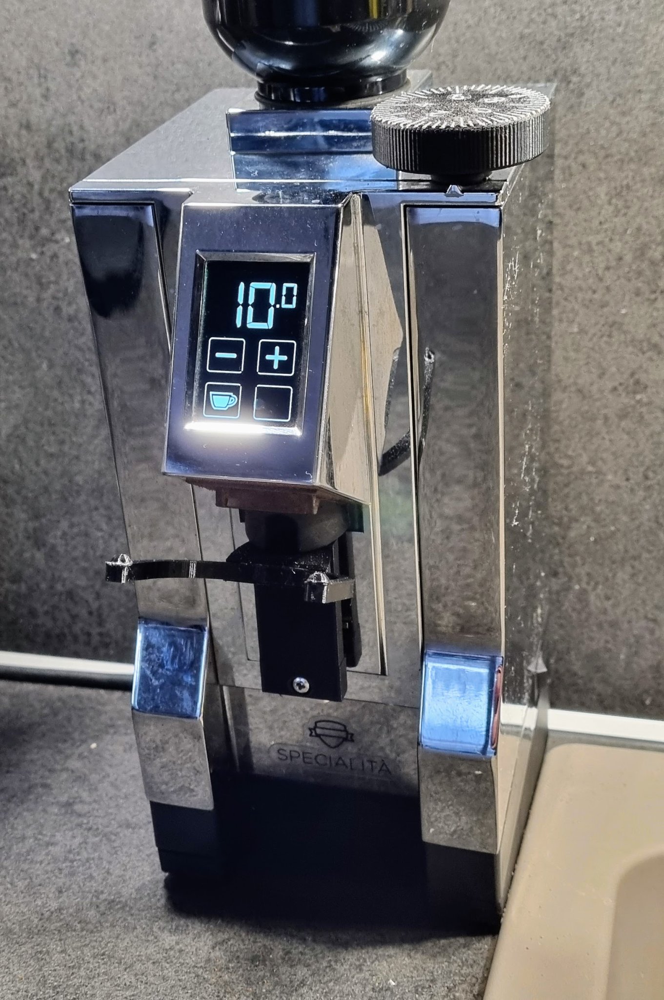 Chân đế ca đong cho máy xay Eureka Mignon nghiêng