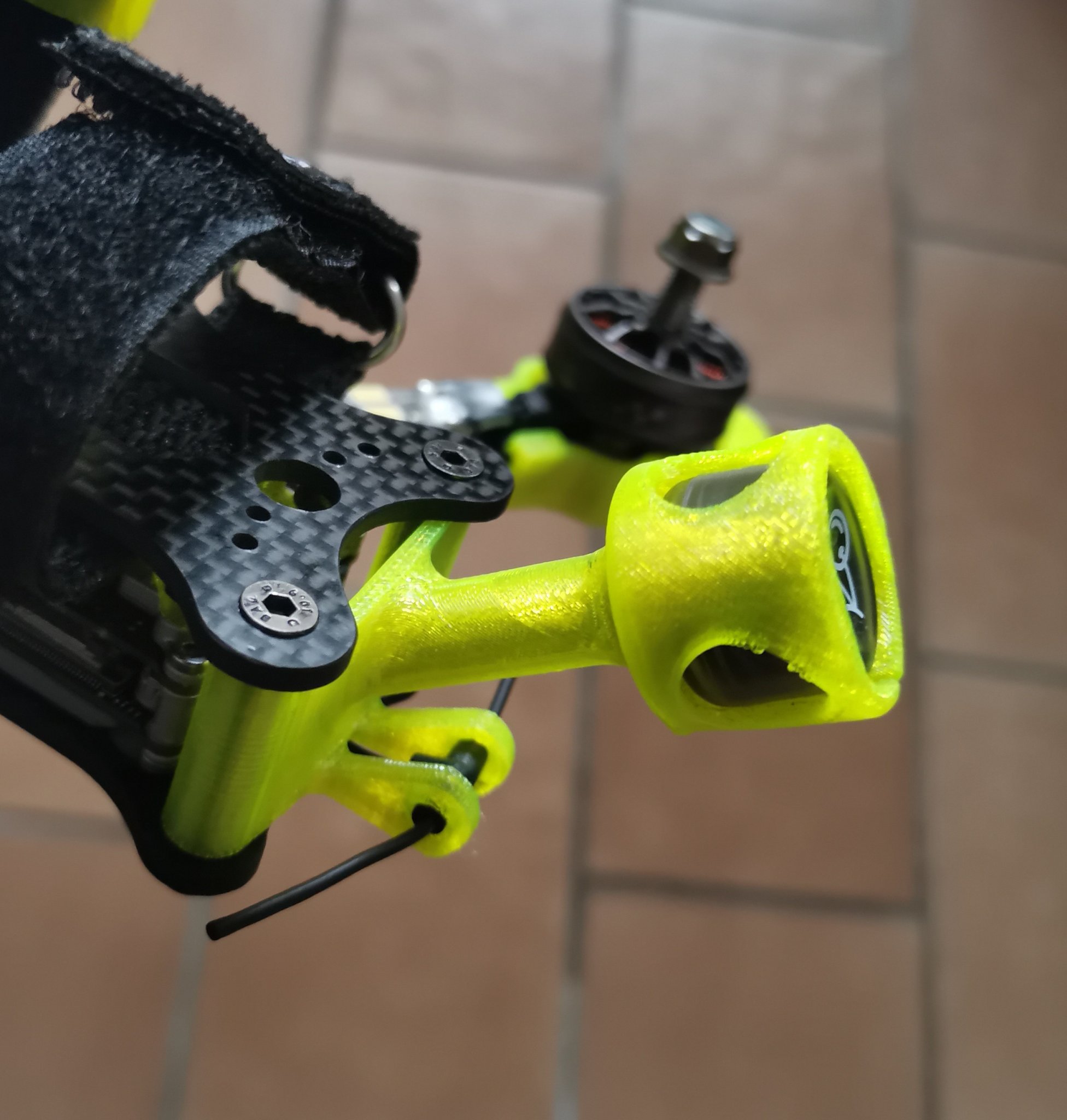 Tiêu đề Amax F5 - Bảo vệ ăng-ten Vista với ELRS Tóm tắt Amax F5