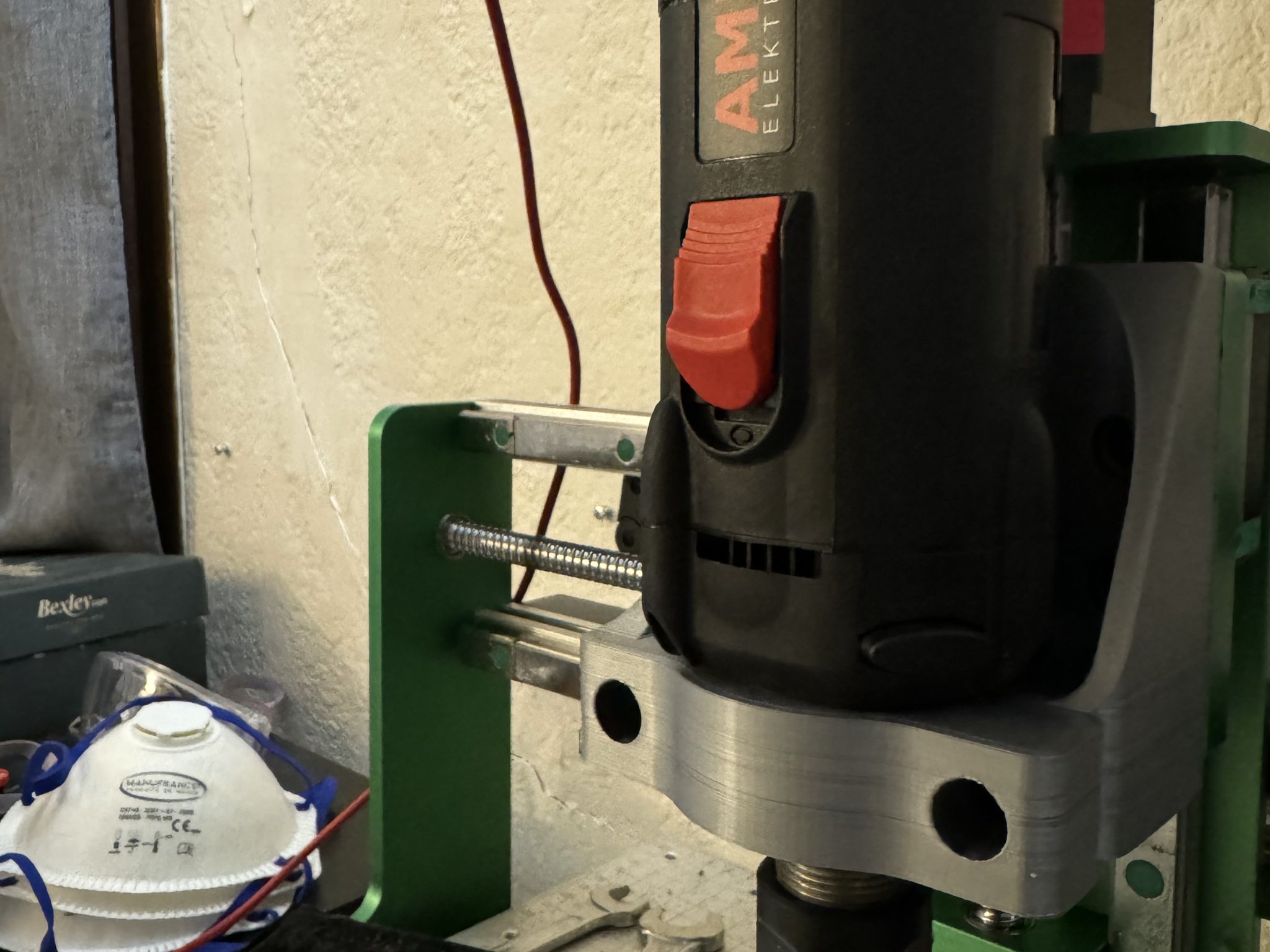 Tiêu đề Kẹp 43 EURO cho máy CNC WoodMads 3020 Tóm tắt Kẹp EURO 43