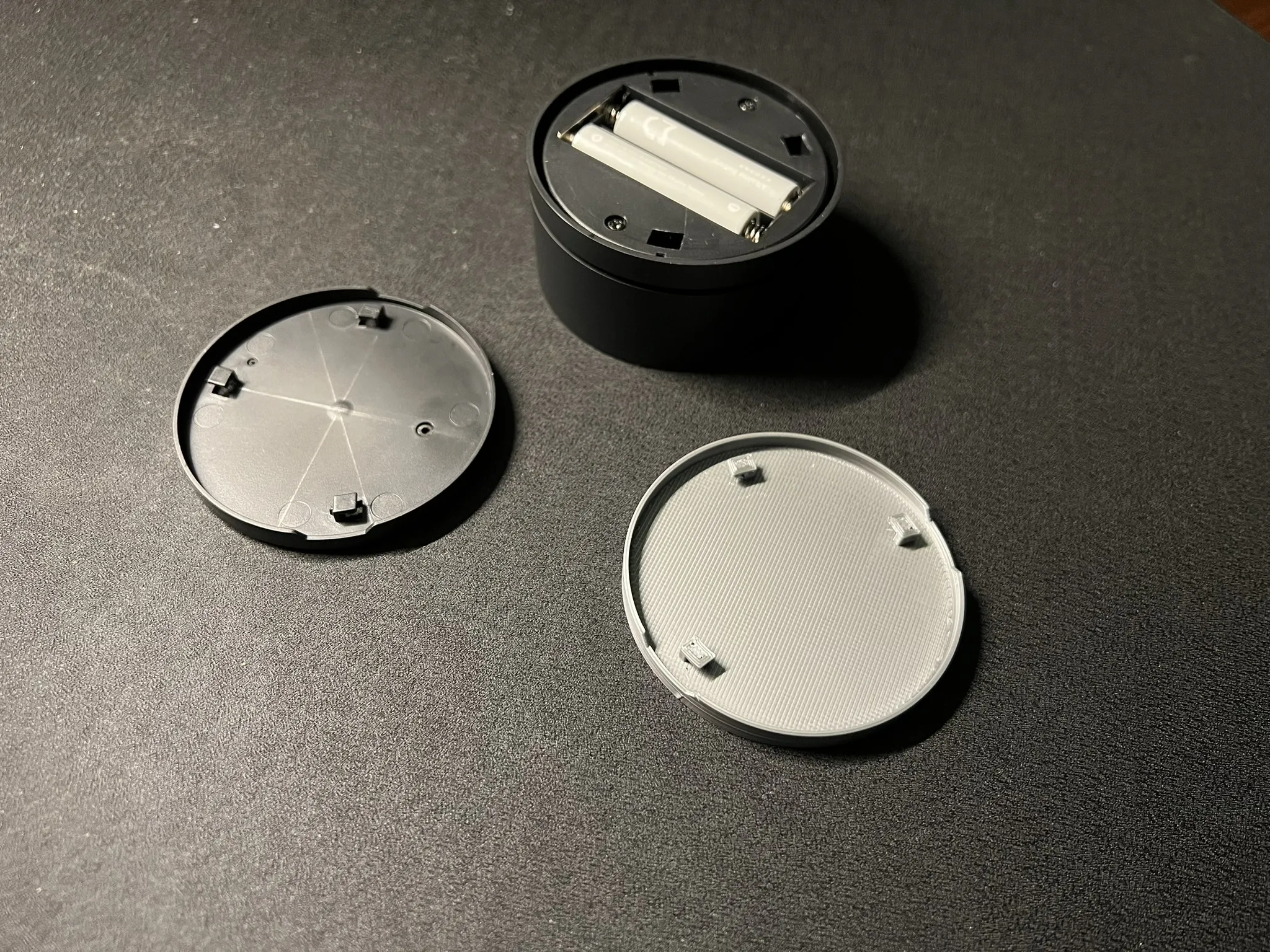 Đế Gắn Remote Đèn Xioami Kiểu Vặn Xoắn