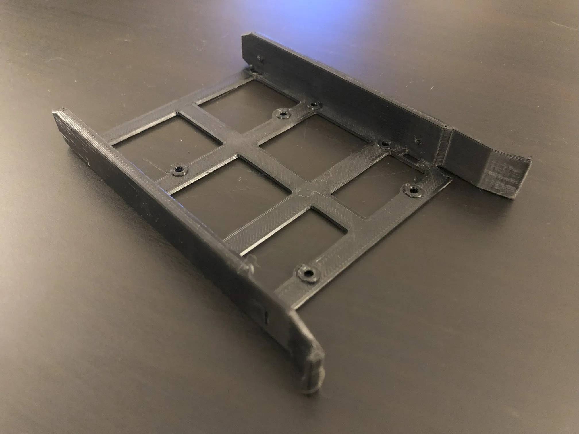 Tiêu đề Khay HDD 35 Tóm tắt Đó là khay ổ cứng 35 có thể