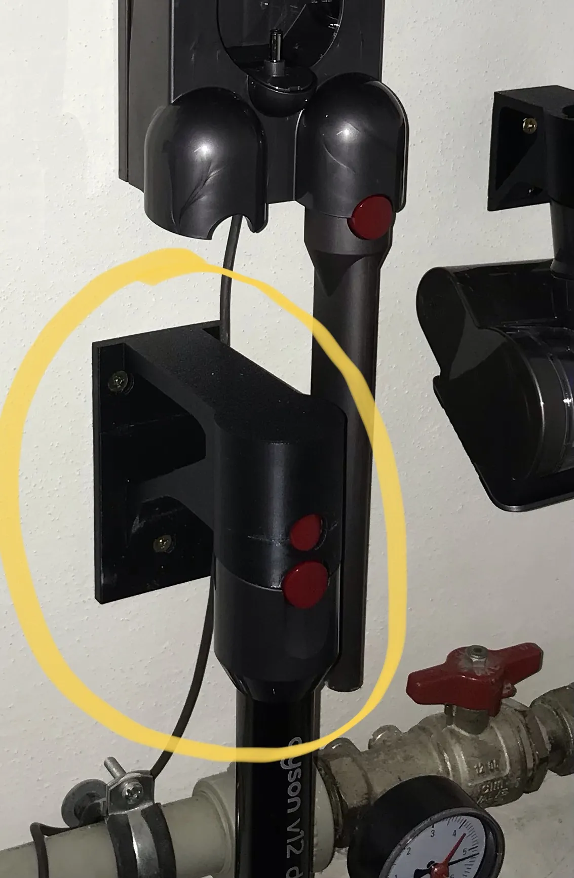 Tiêu đề Ống làm sạch gắn tường Dyson v12 Tóm tắt Giá treo t