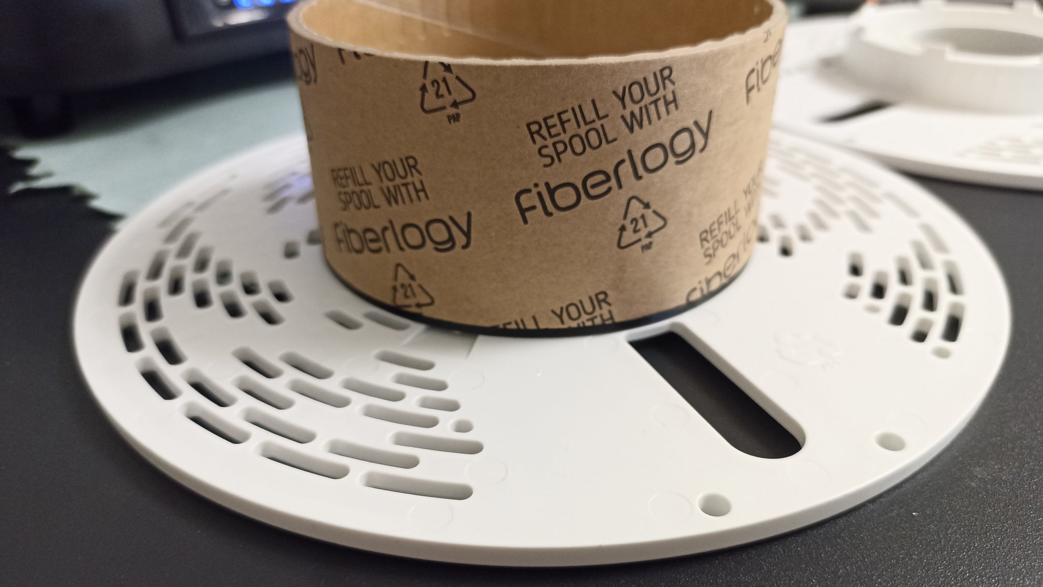 Phụ kiện tái sử dụng spool Fiberlogy