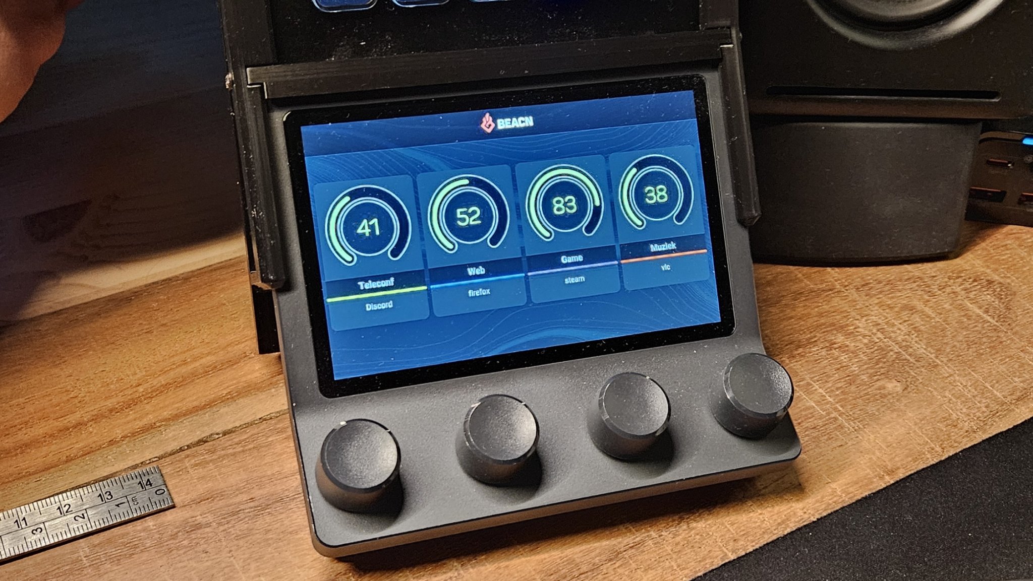 Tiêu đề Stream Deck trên khung gắn Beacn Tóm tắt Tôi muốn có nhi