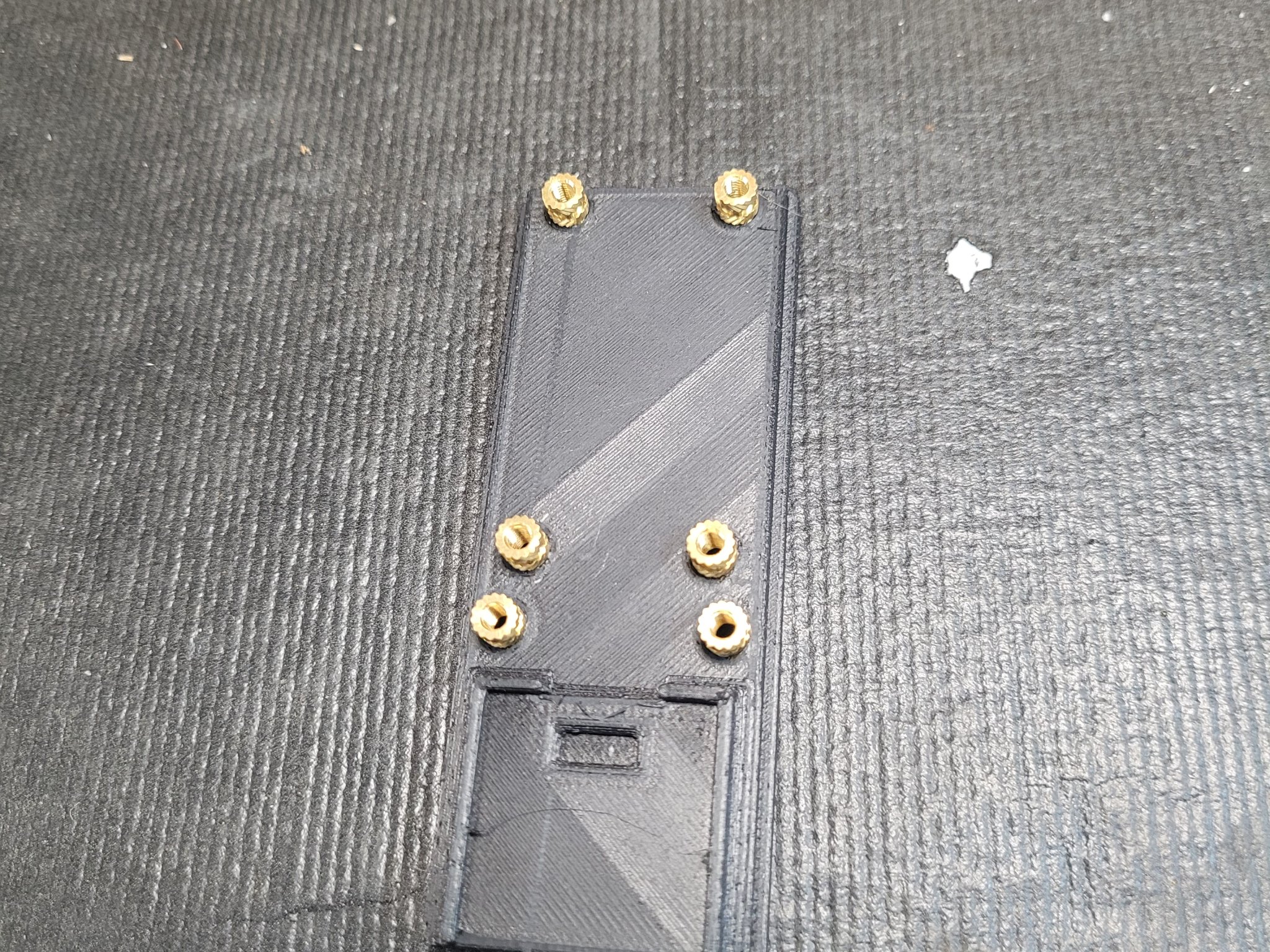 Tiêu đề Nhà ở giám sát nhà máy NodeMCU Tóm tắt Vỏ dành cho t