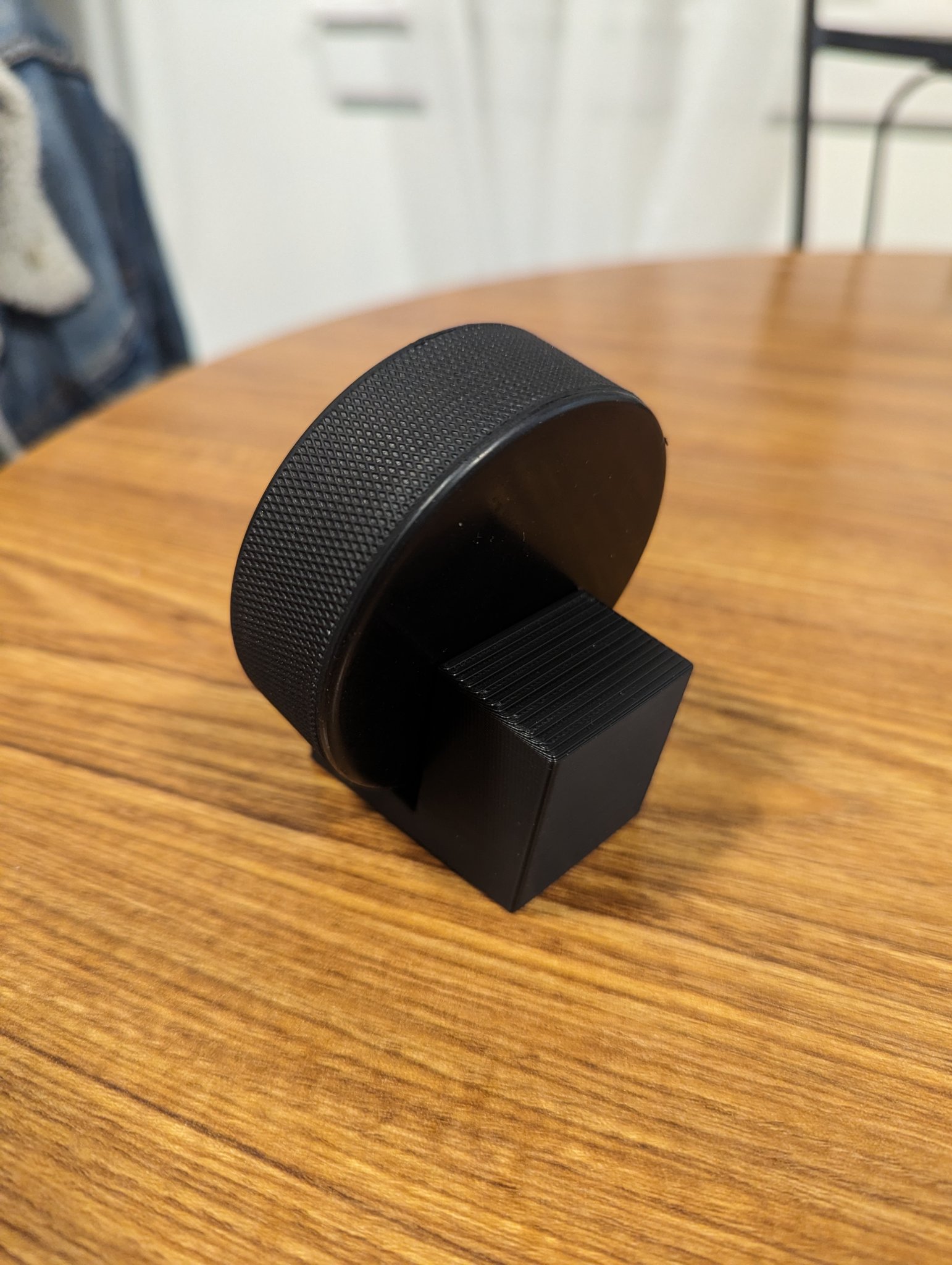 Tiêu đề Đế trưng bày khúc côn cầu Tóm tắt Giá trưng bày qu