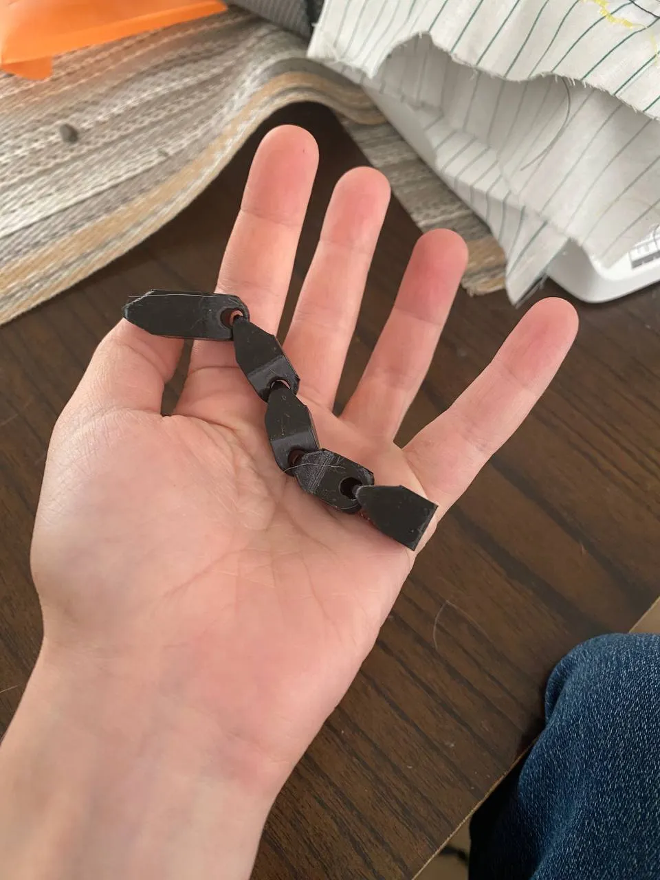 Móc khóa bản lề hình chuỗi Mân Côi