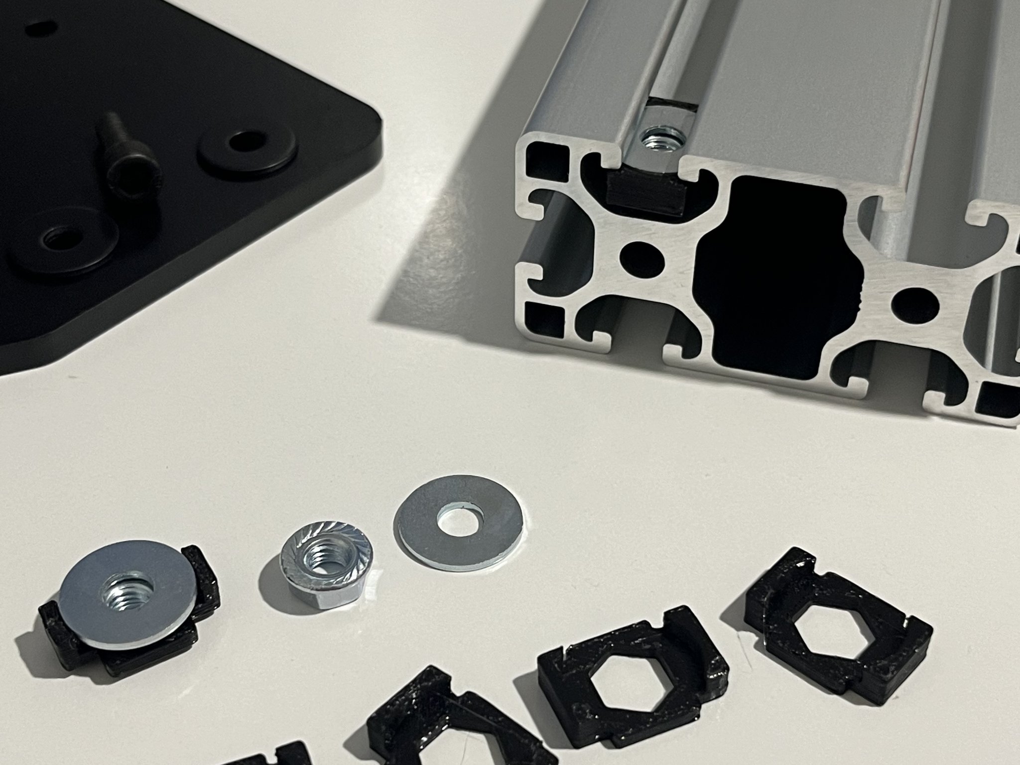 Tiêu đề Pouzdro na matku a podložku M6 pro hliníkové profily Vỏ đai