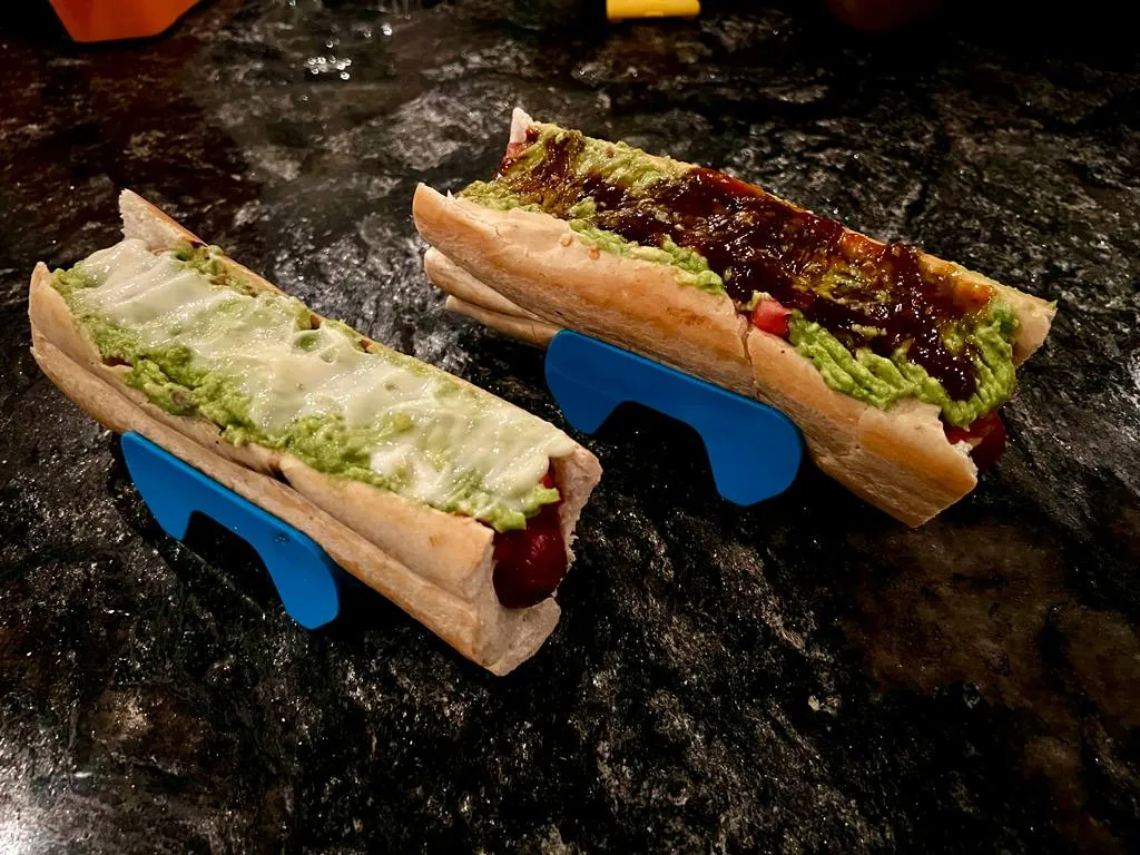 Giá đỡ xúc xích siêu độc